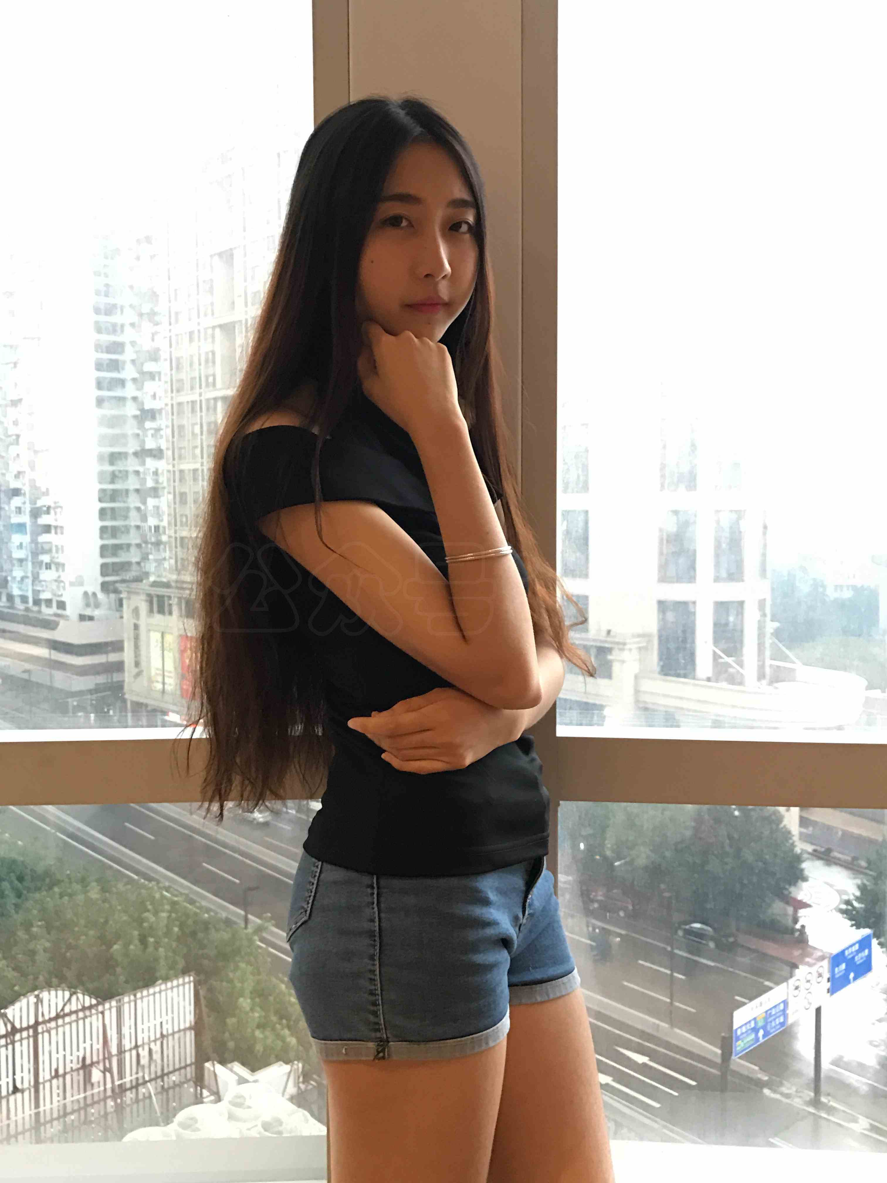 China Beauty Legs and feet 1183