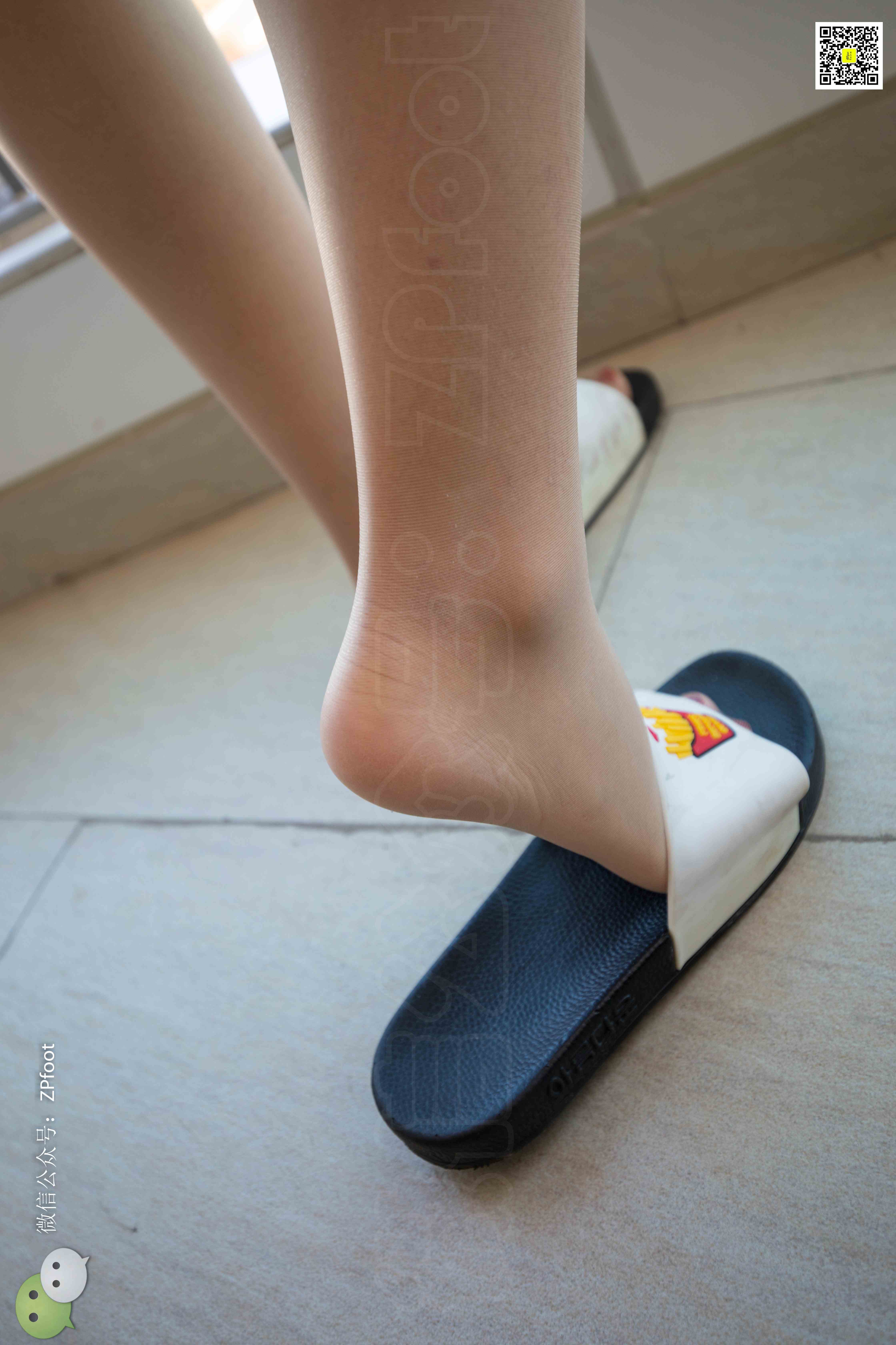 China Beauty Legs and feet 1184