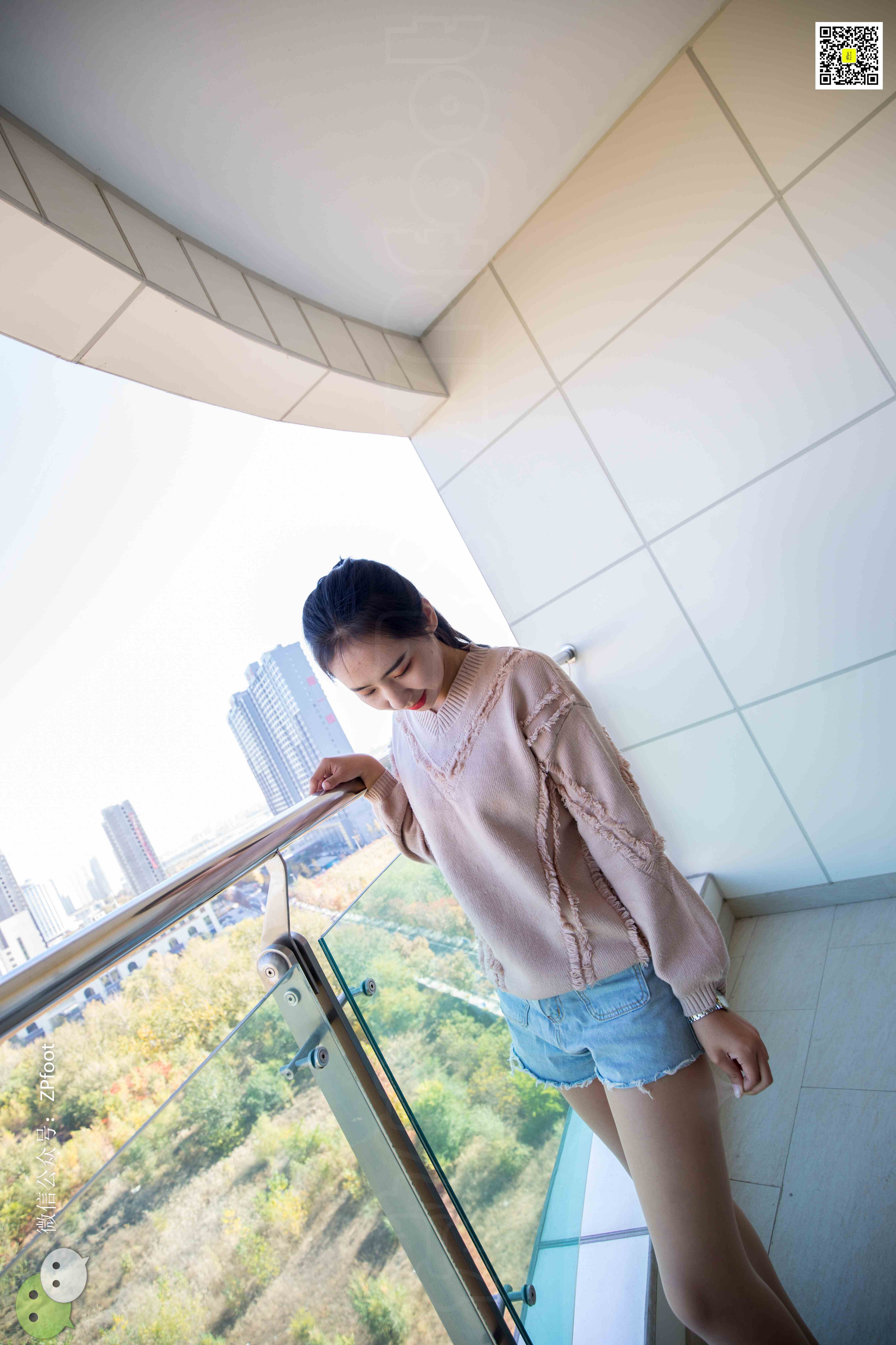 China Beauty Legs and feet 1184