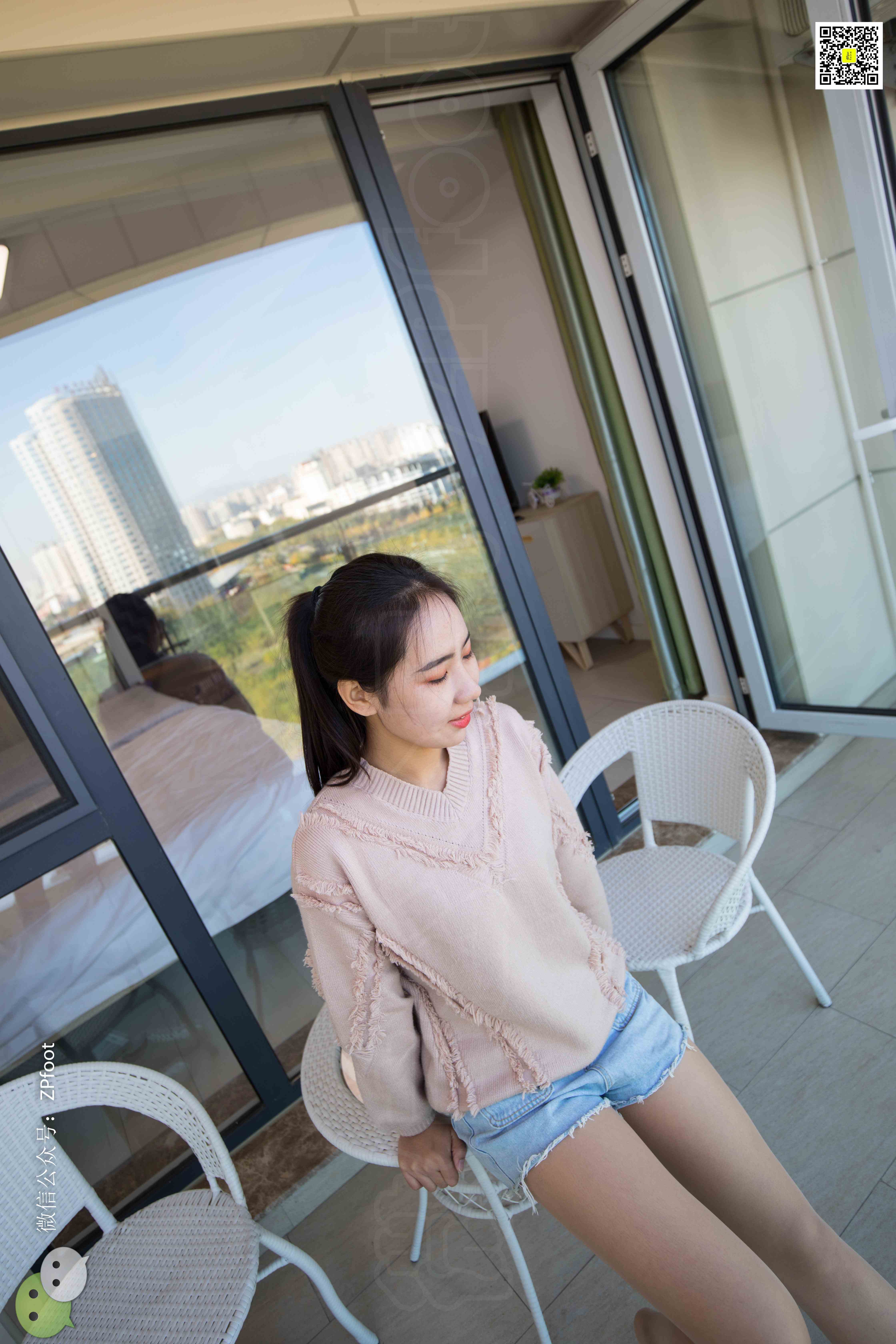 China Beauty Legs and feet 1184