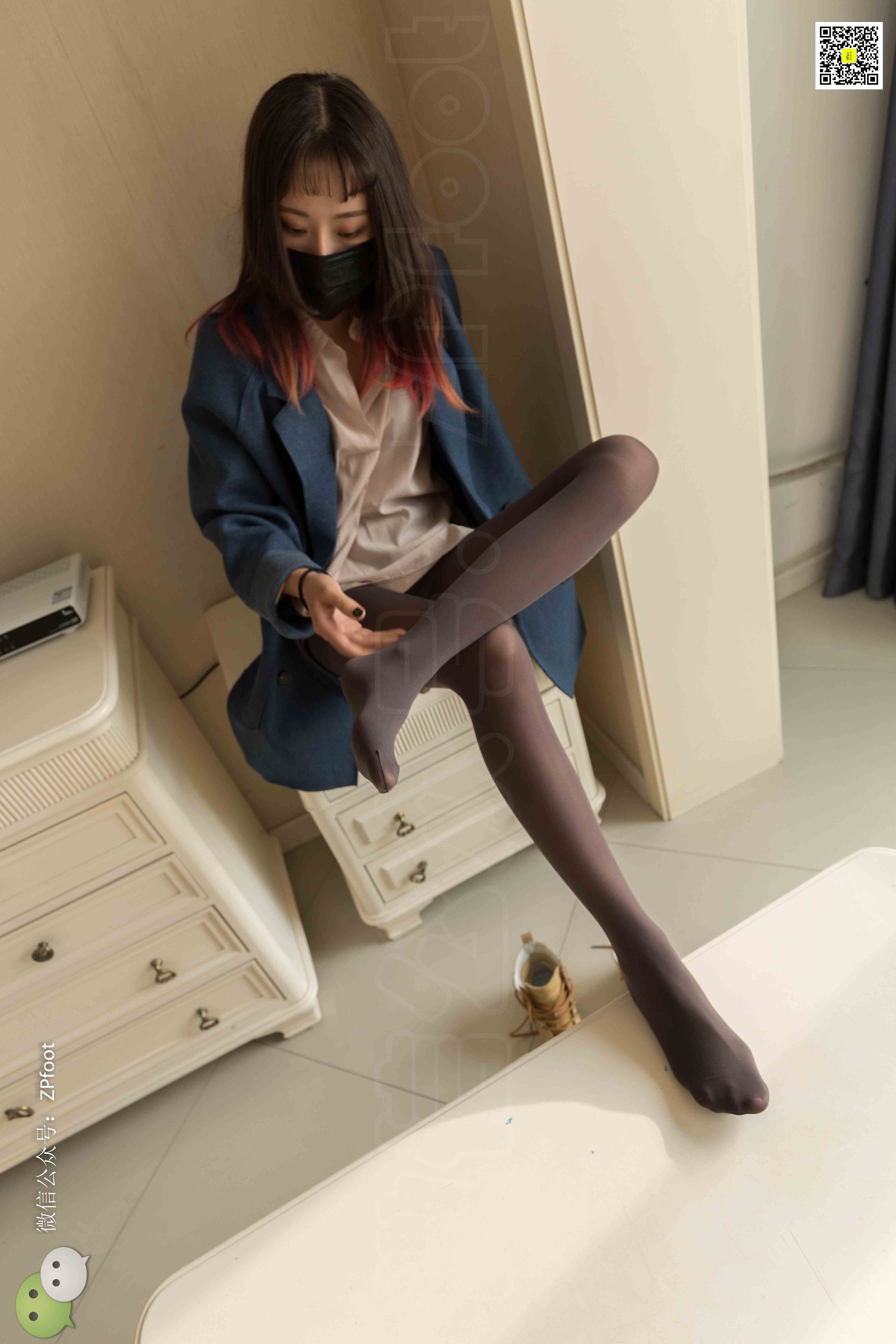 China Beauty Legs and feet 1186