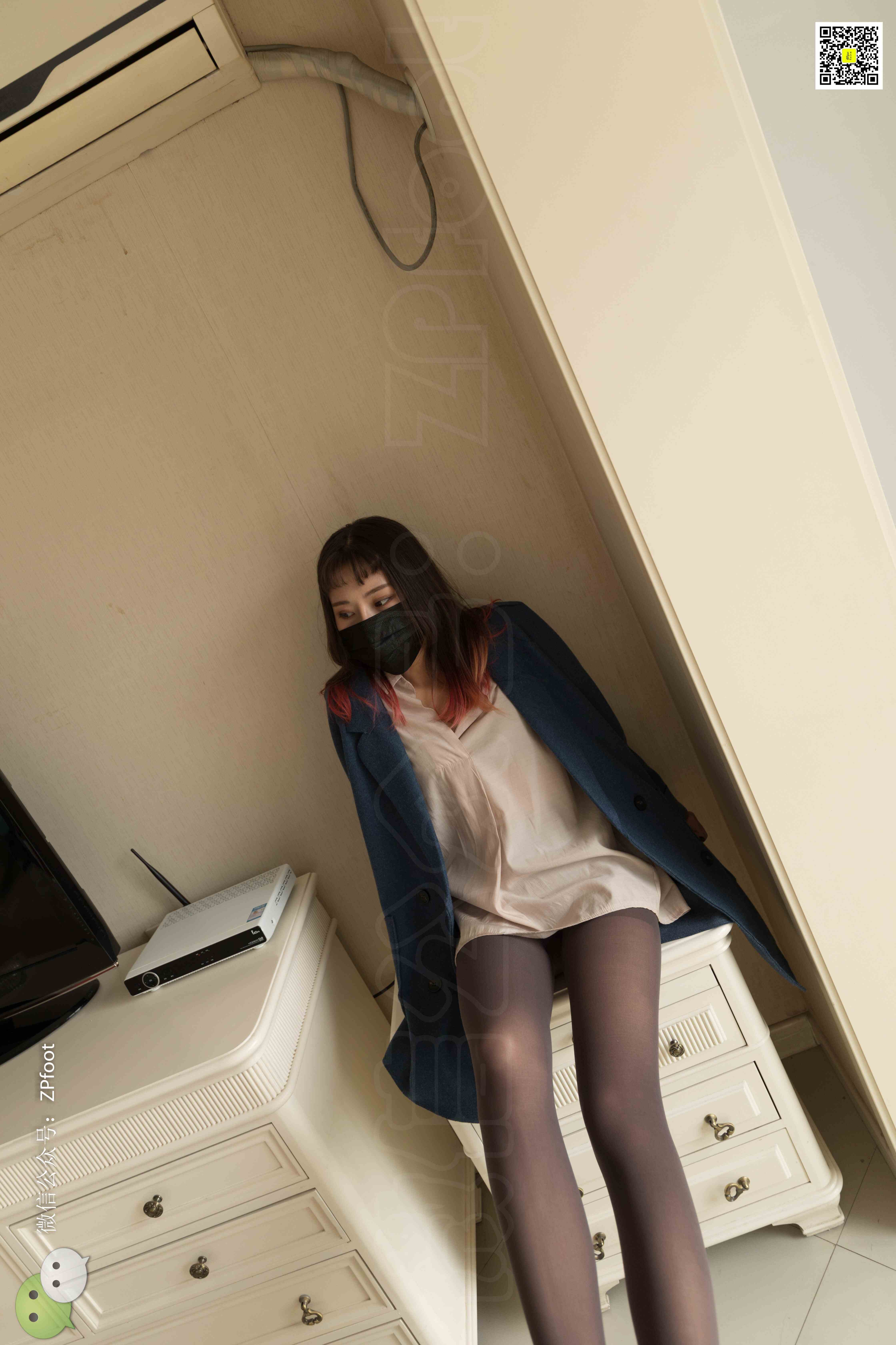 China Beauty Legs and feet 1186