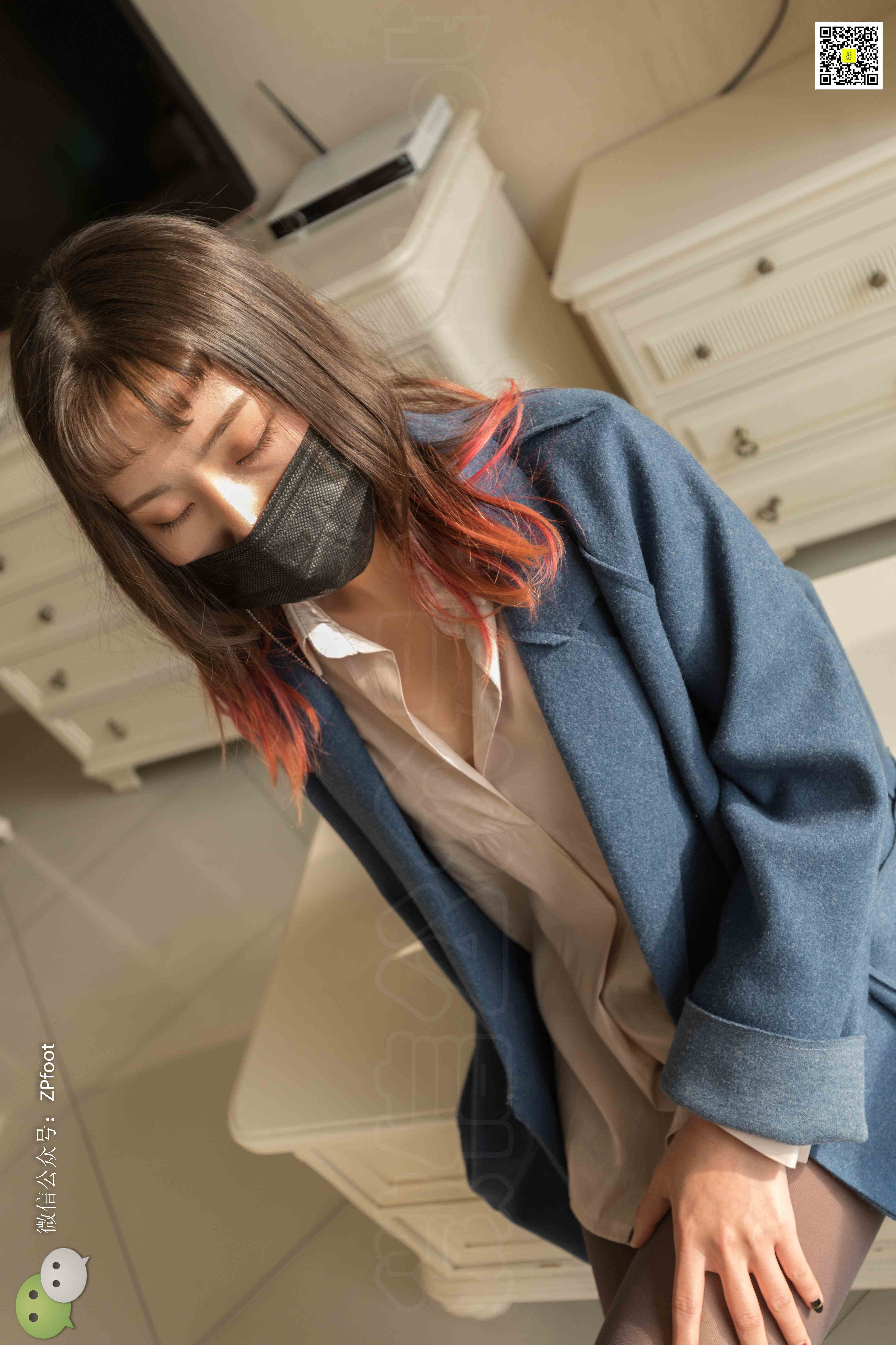 China Beauty Legs and feet 1186