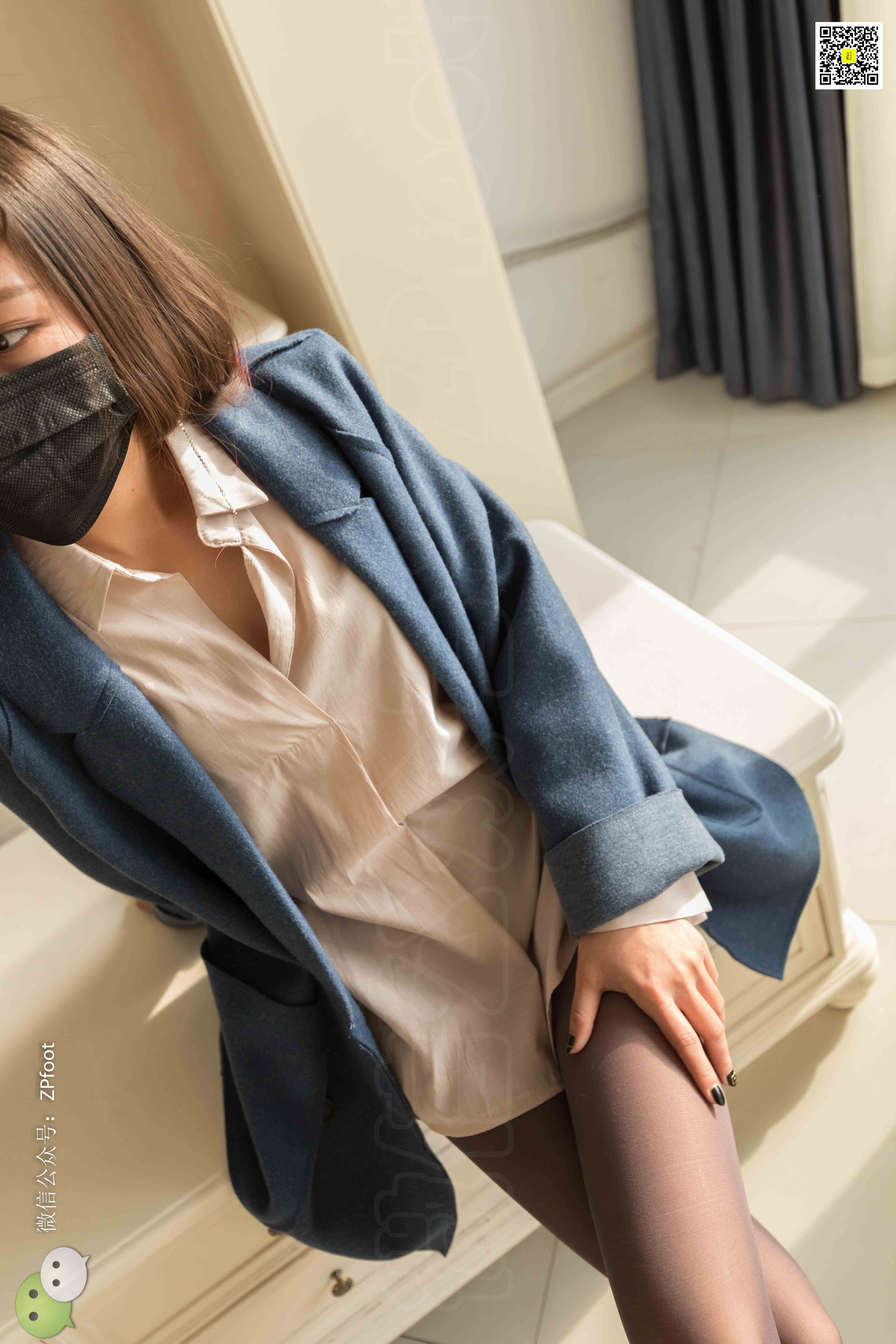 China Beauty Legs and feet 1186