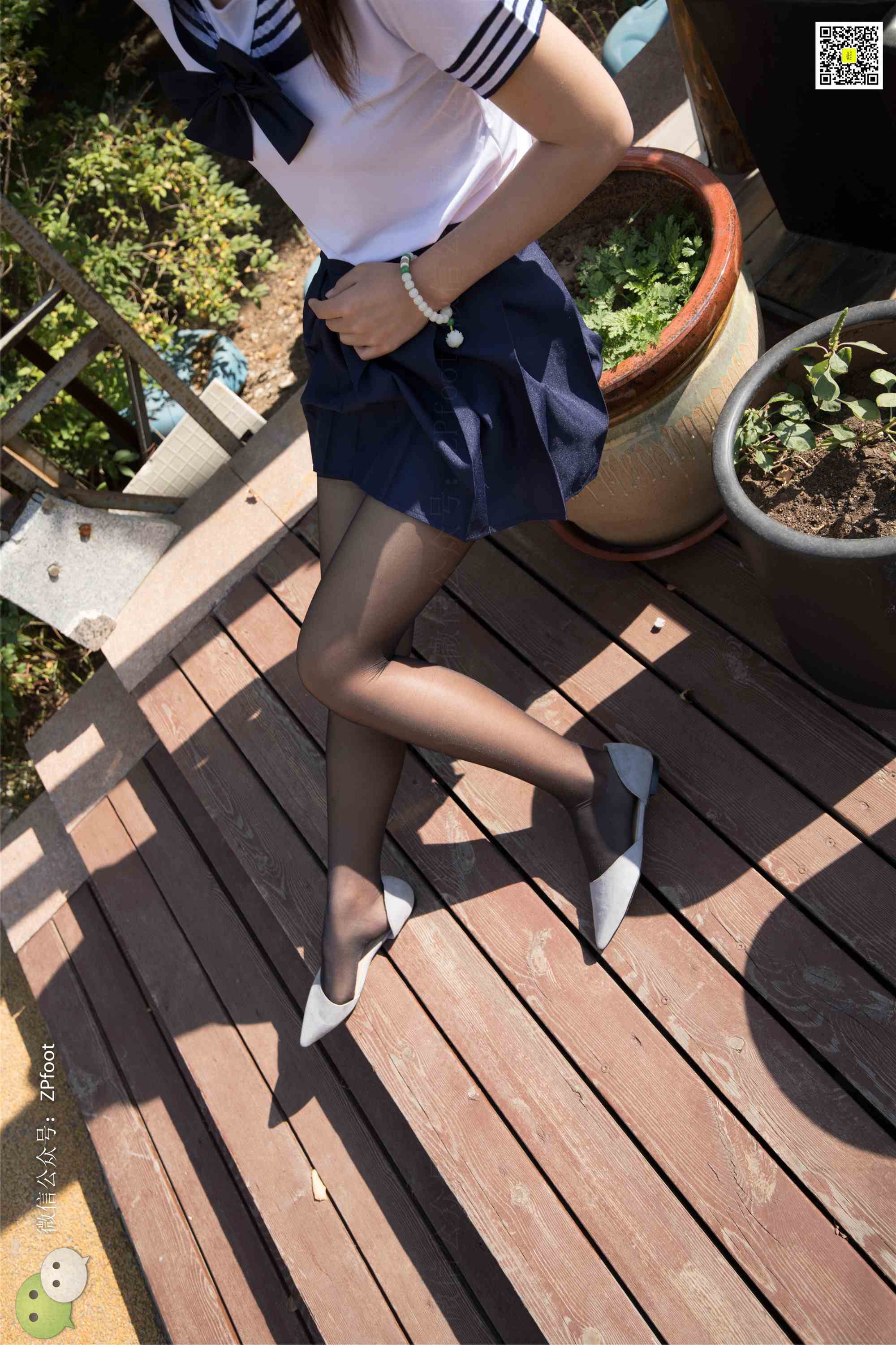 China Beauty Legs and feet 1190