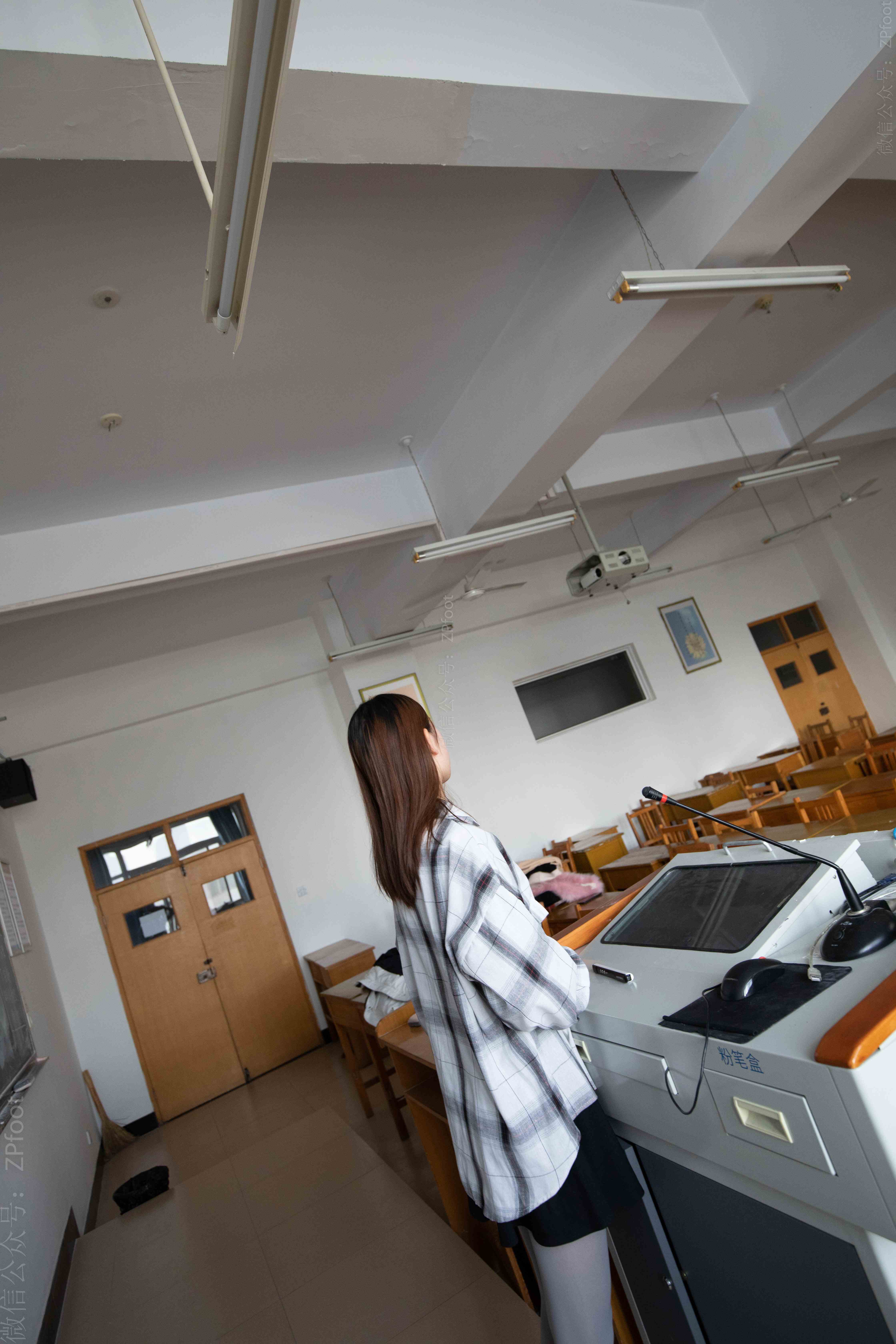 China Beauty Legs and feet 1191