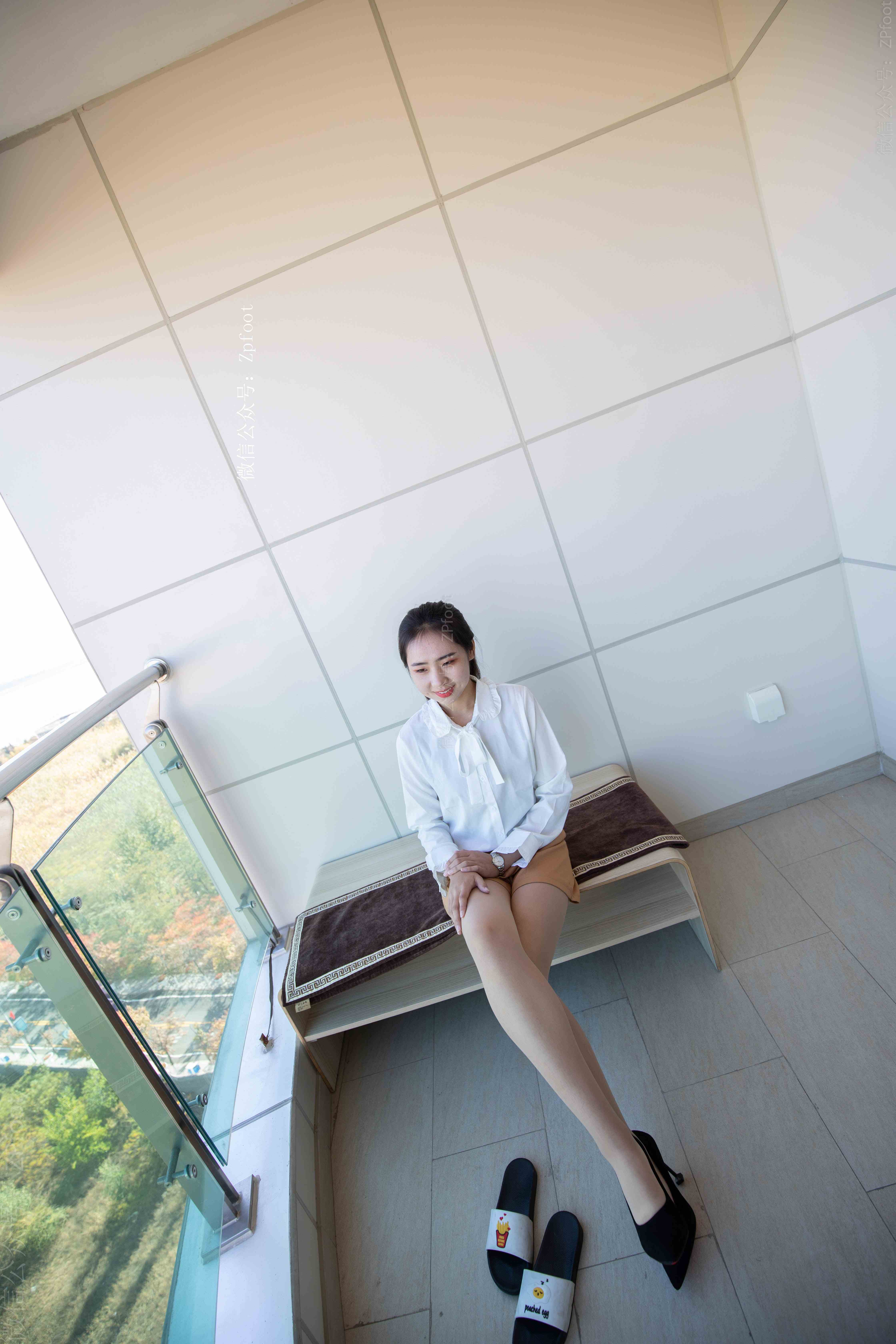 China Beauty Legs and feet 1195