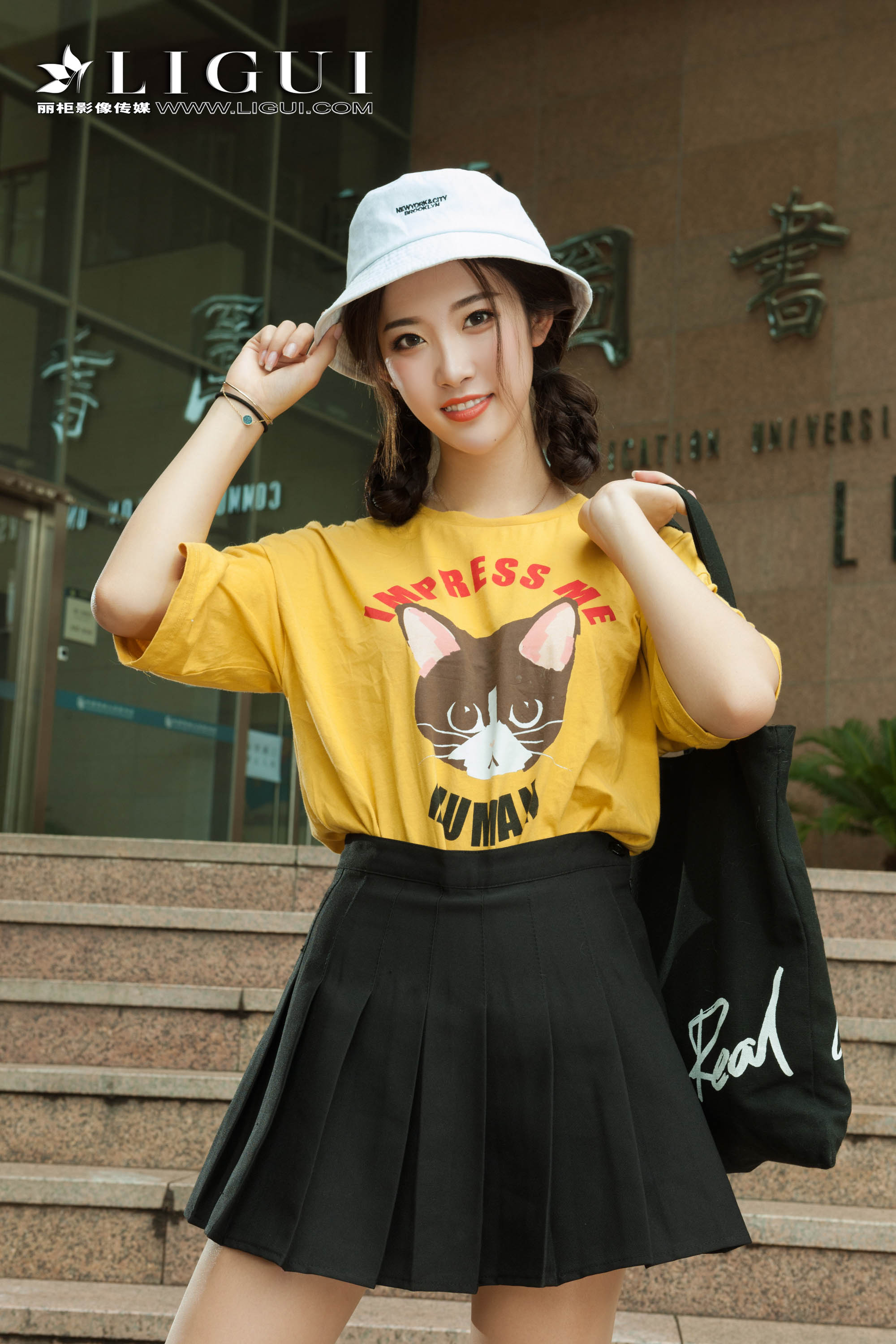 pretty lady dirty feet 91