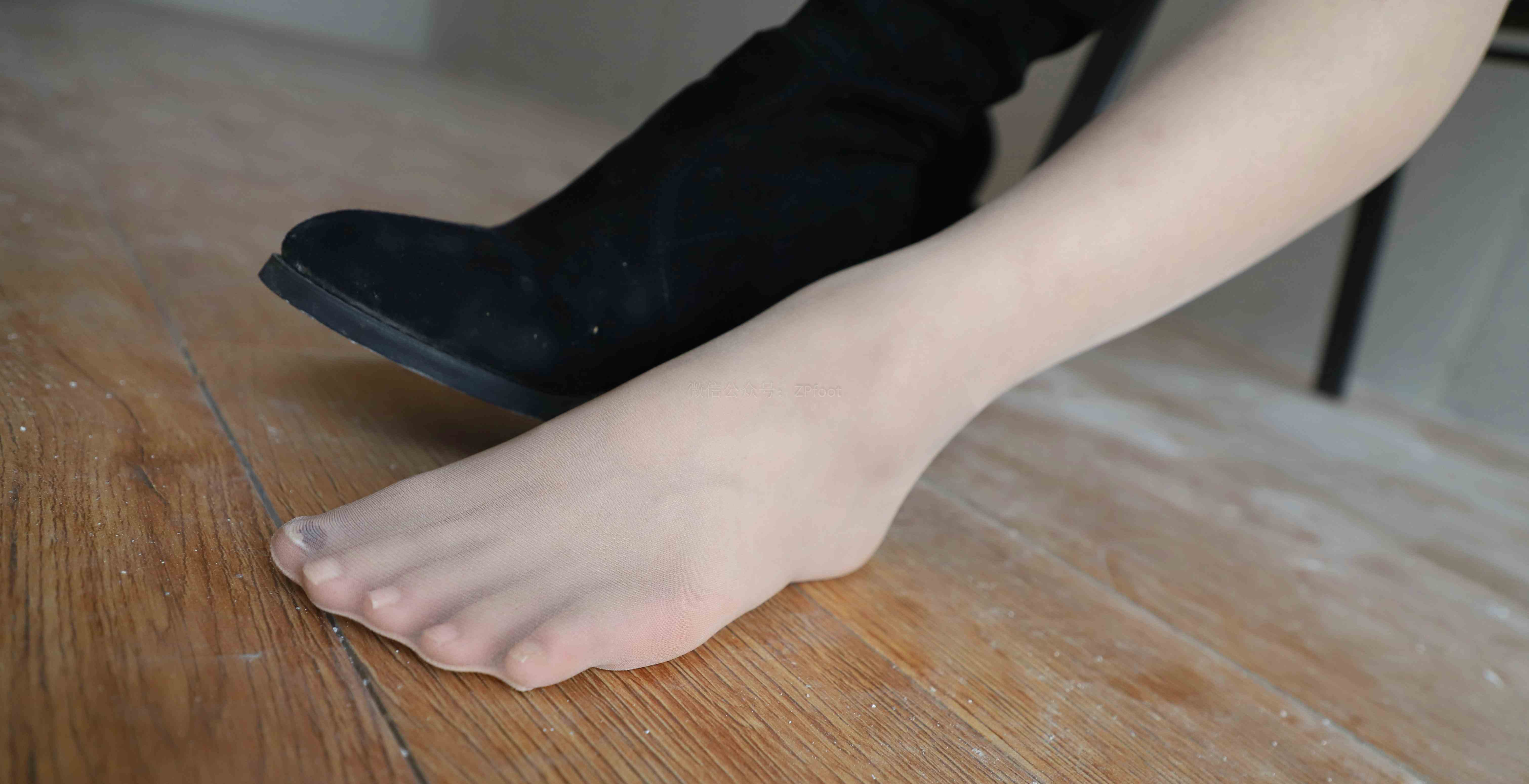 China Beauty Legs and feet 1197