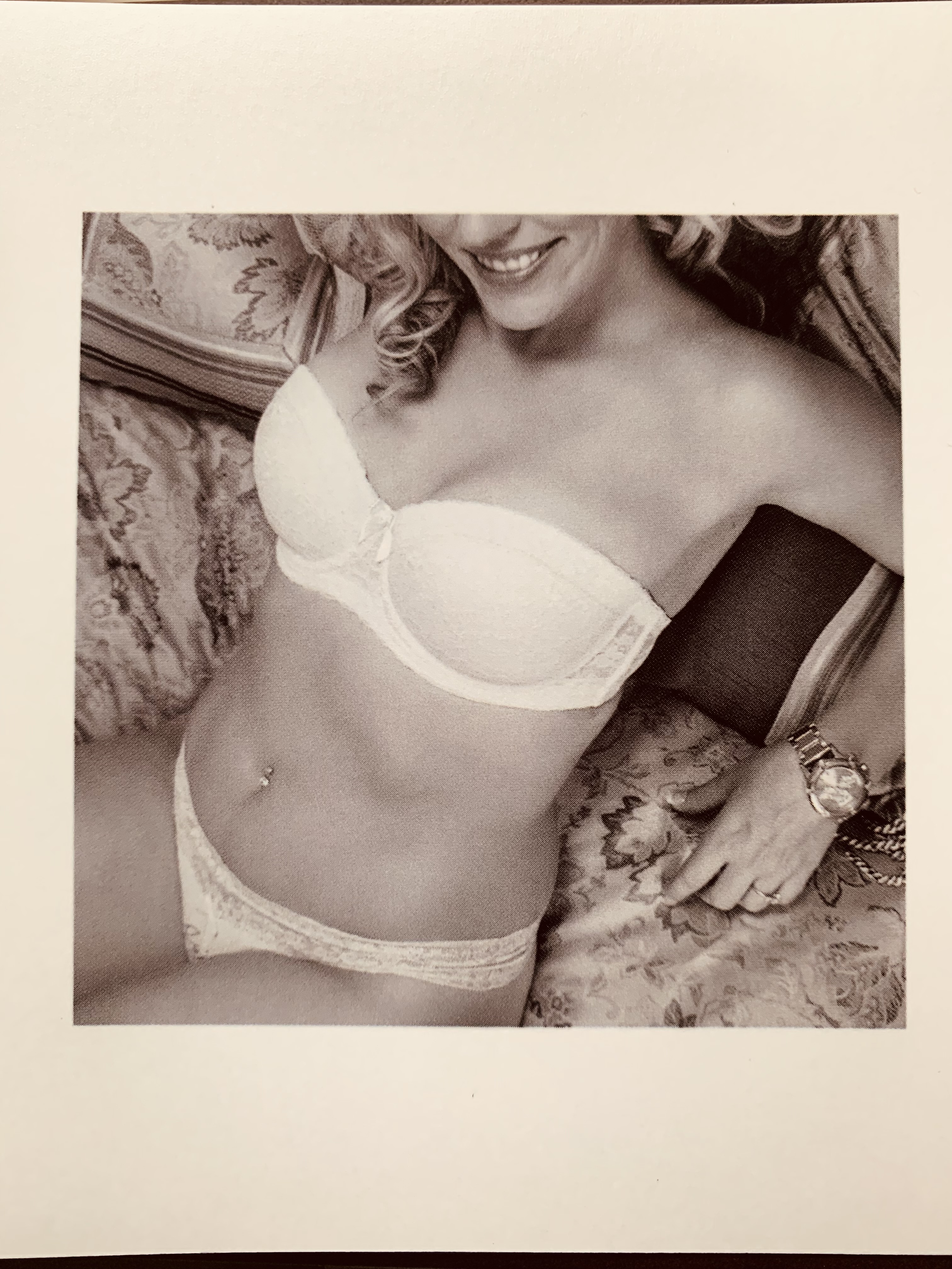 Lisa’s wedding day lingerie set (Retro)