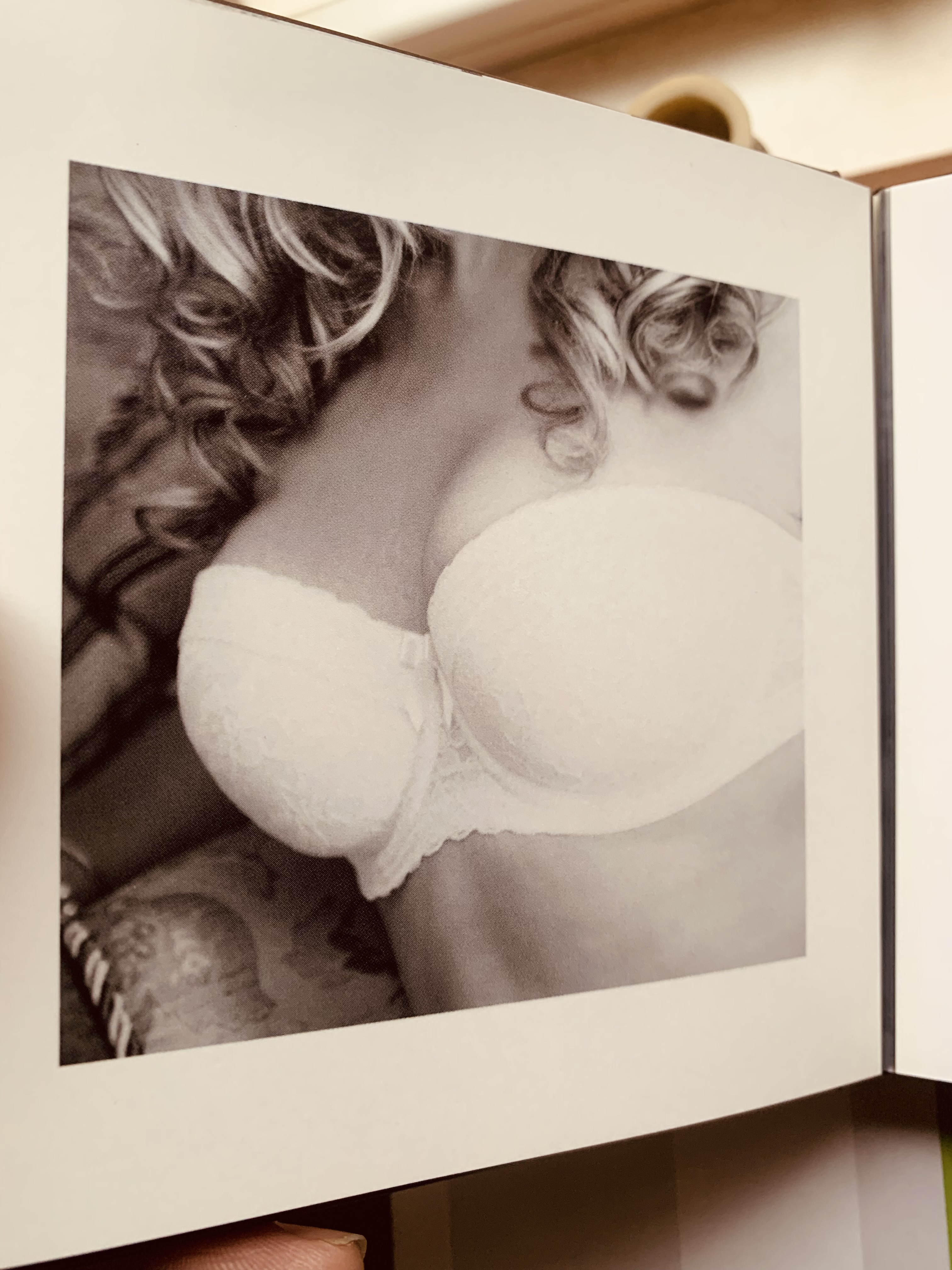 Lisa’s wedding day lingerie set (Retro)