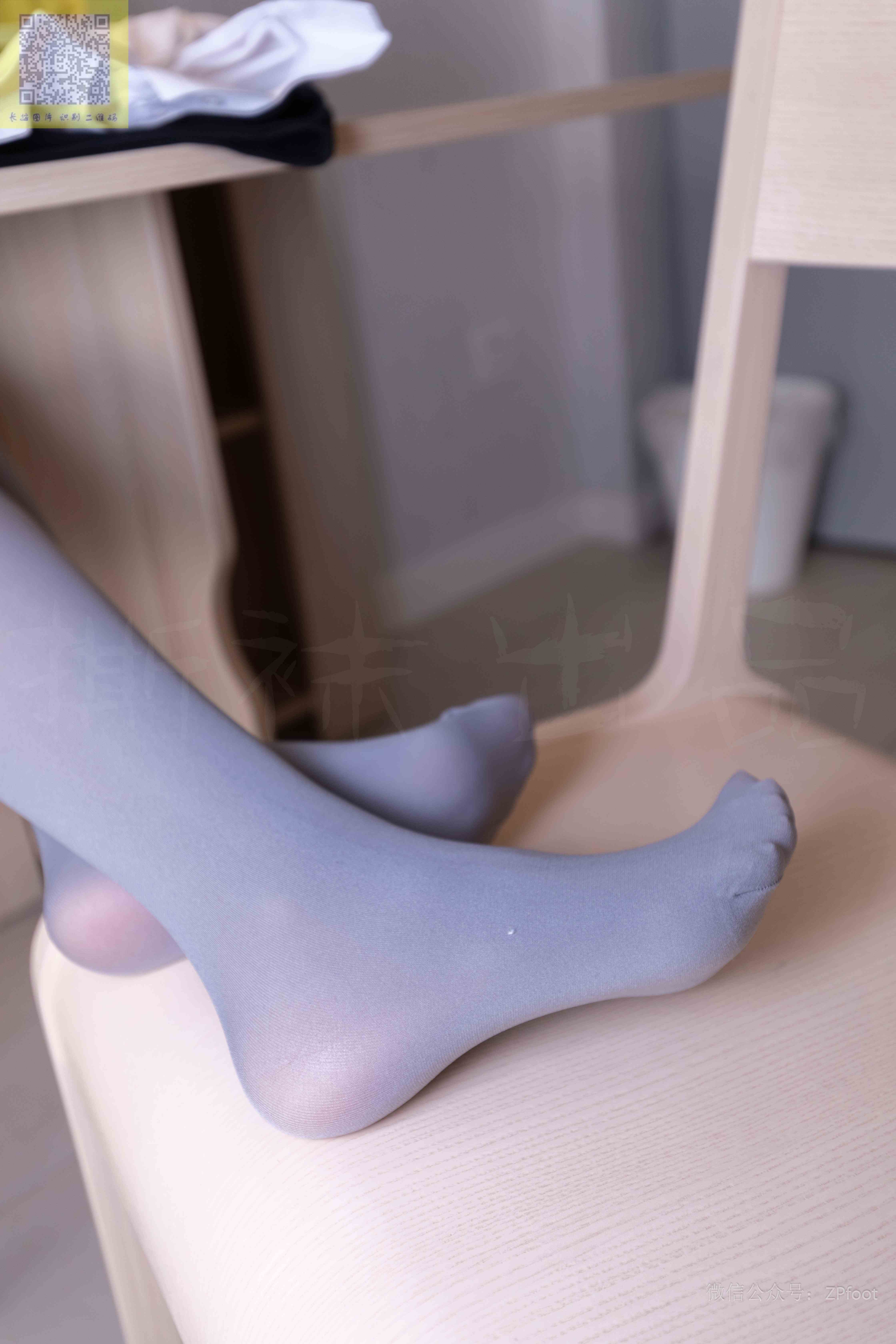 China Beauty Legs and feet 1203