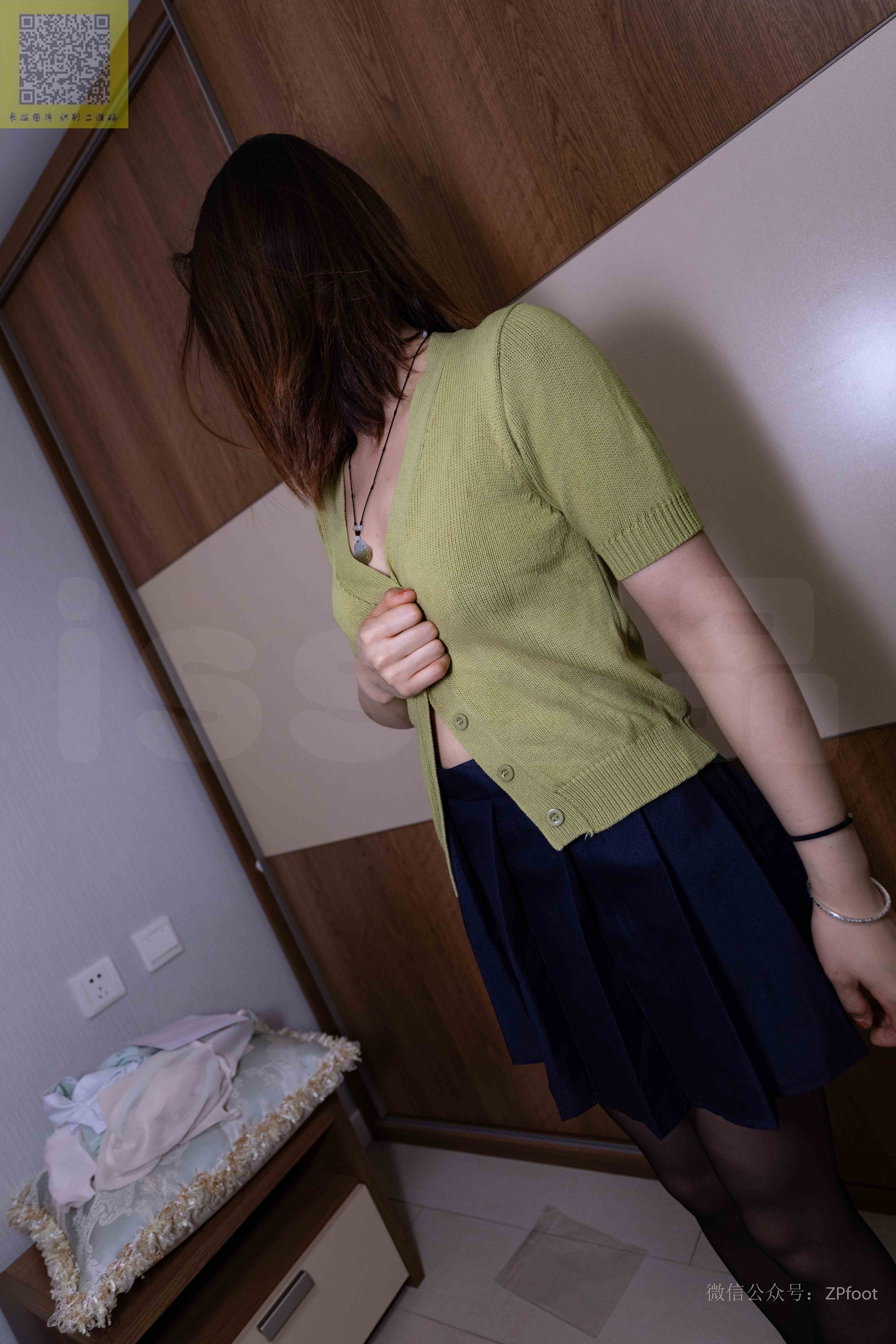 China Beauty Legs and feet 1205