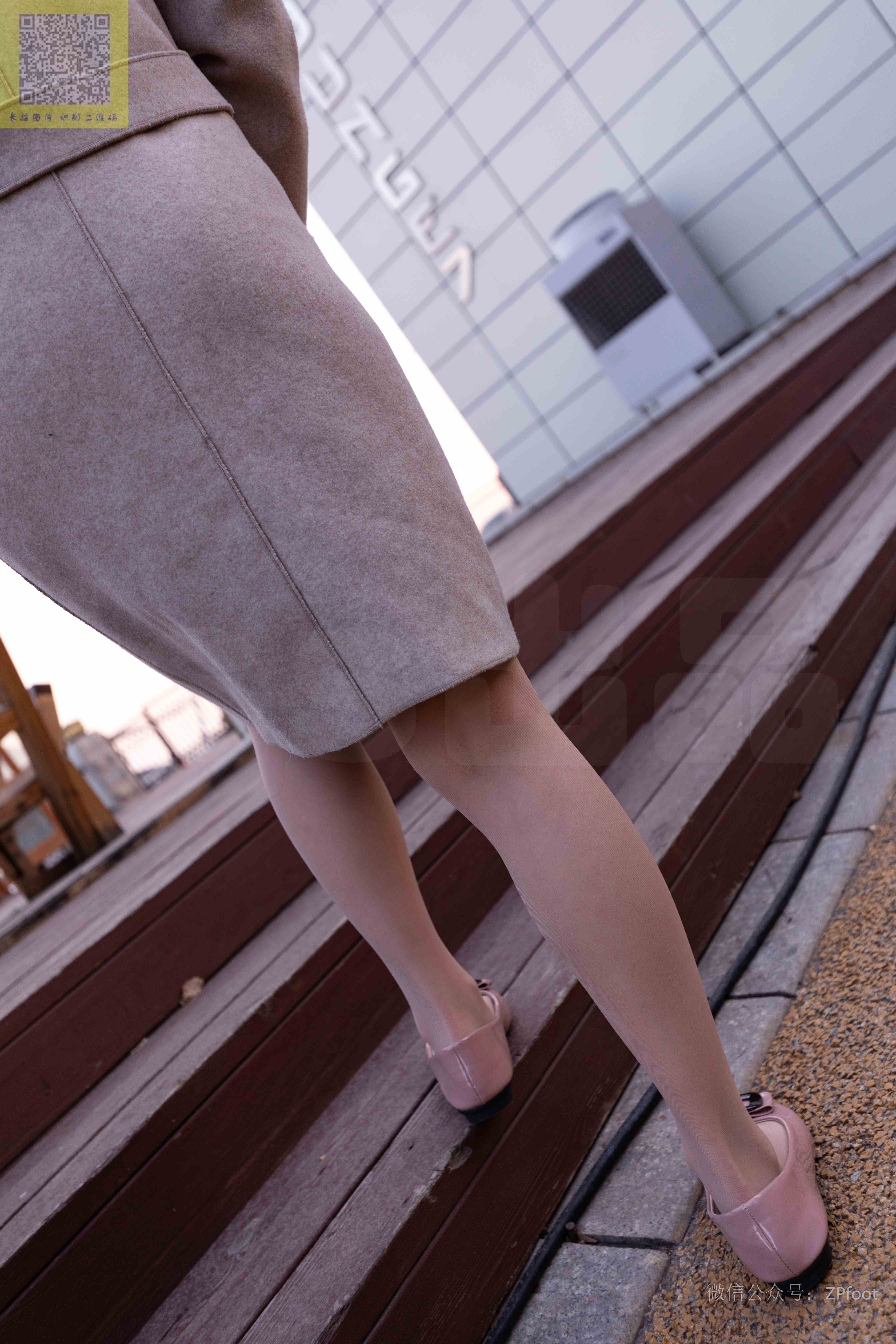 China Beauty Legs and feet 1206