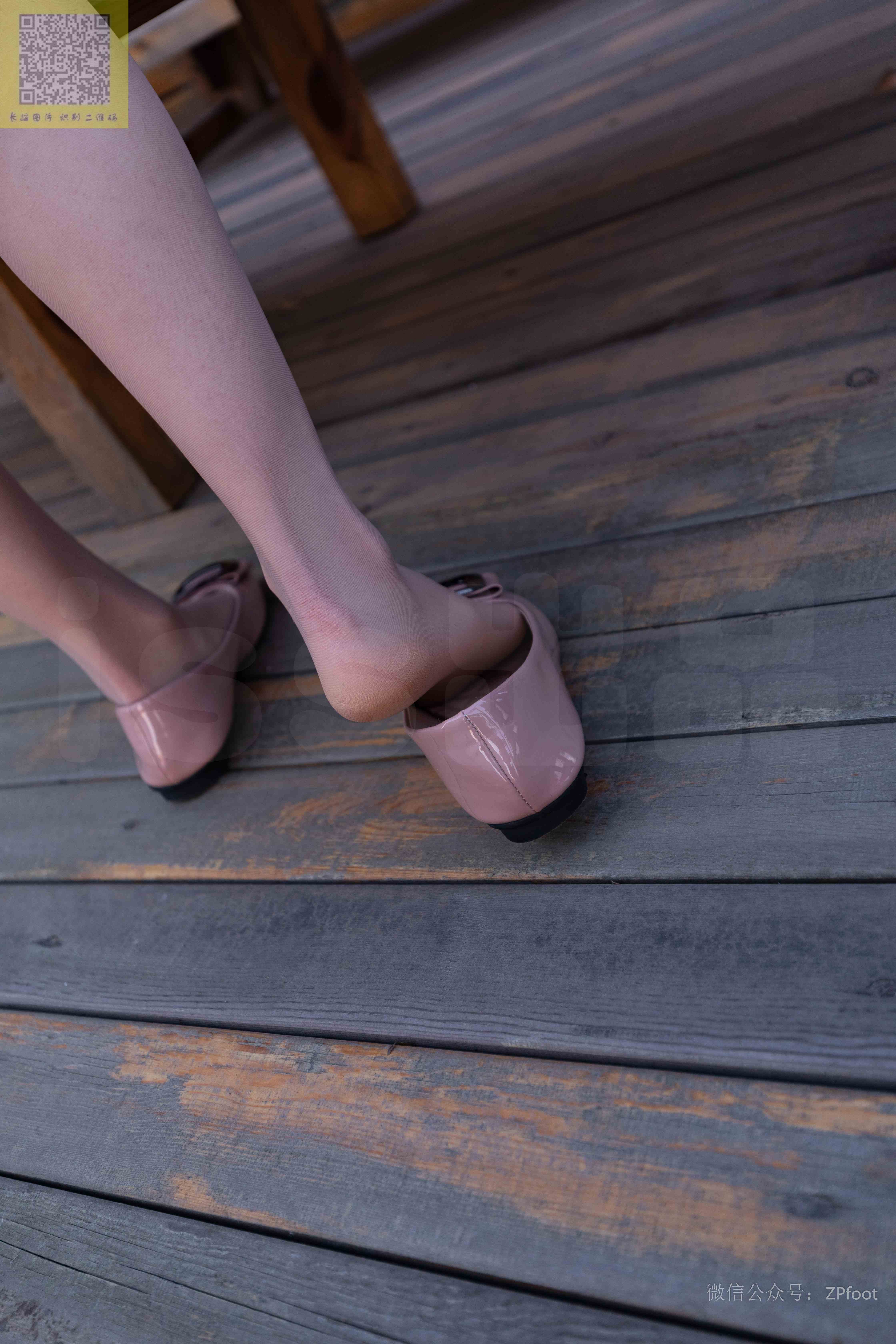 China Beauty Legs and feet 1206