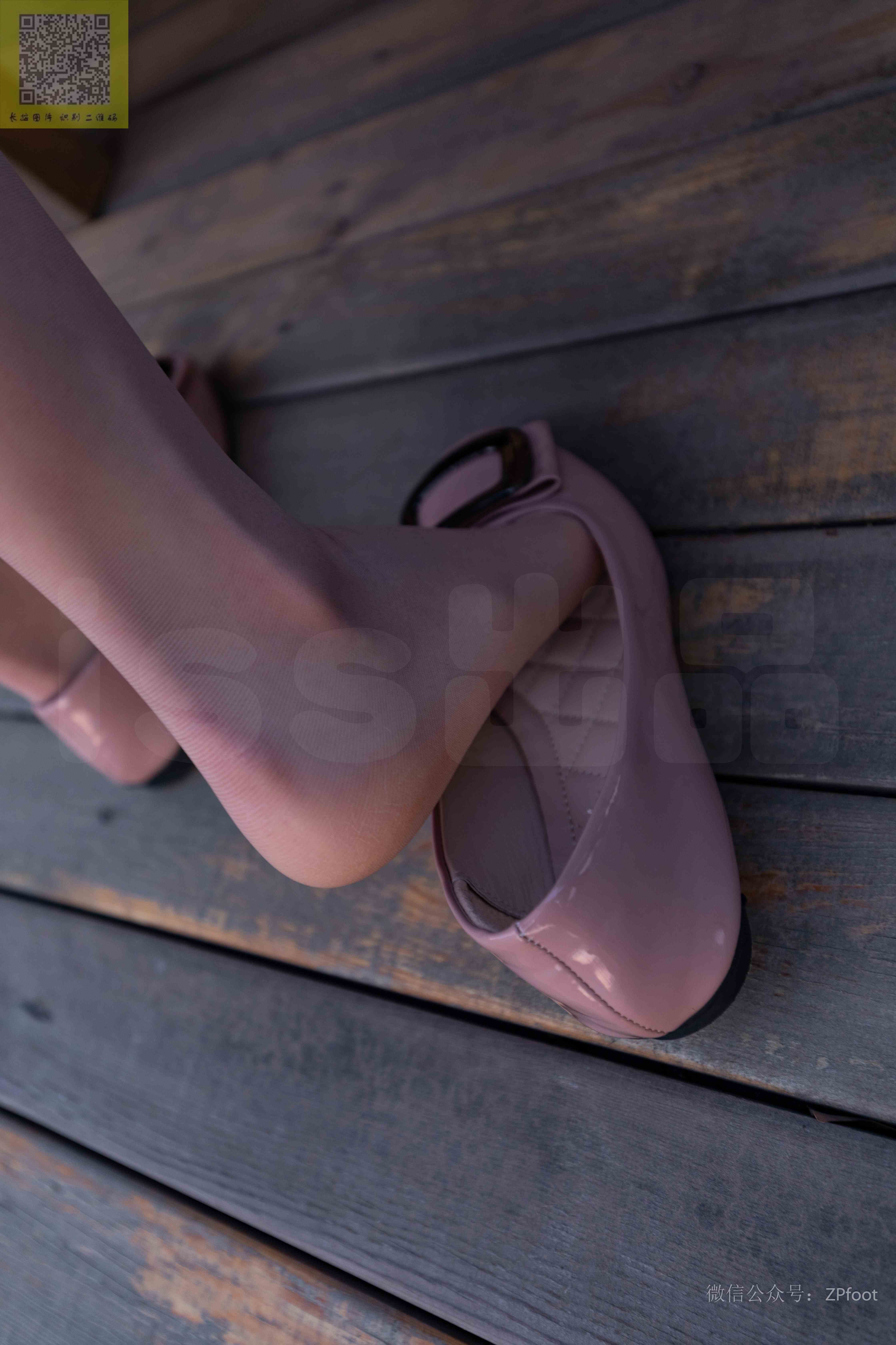 China Beauty Legs and feet 1206