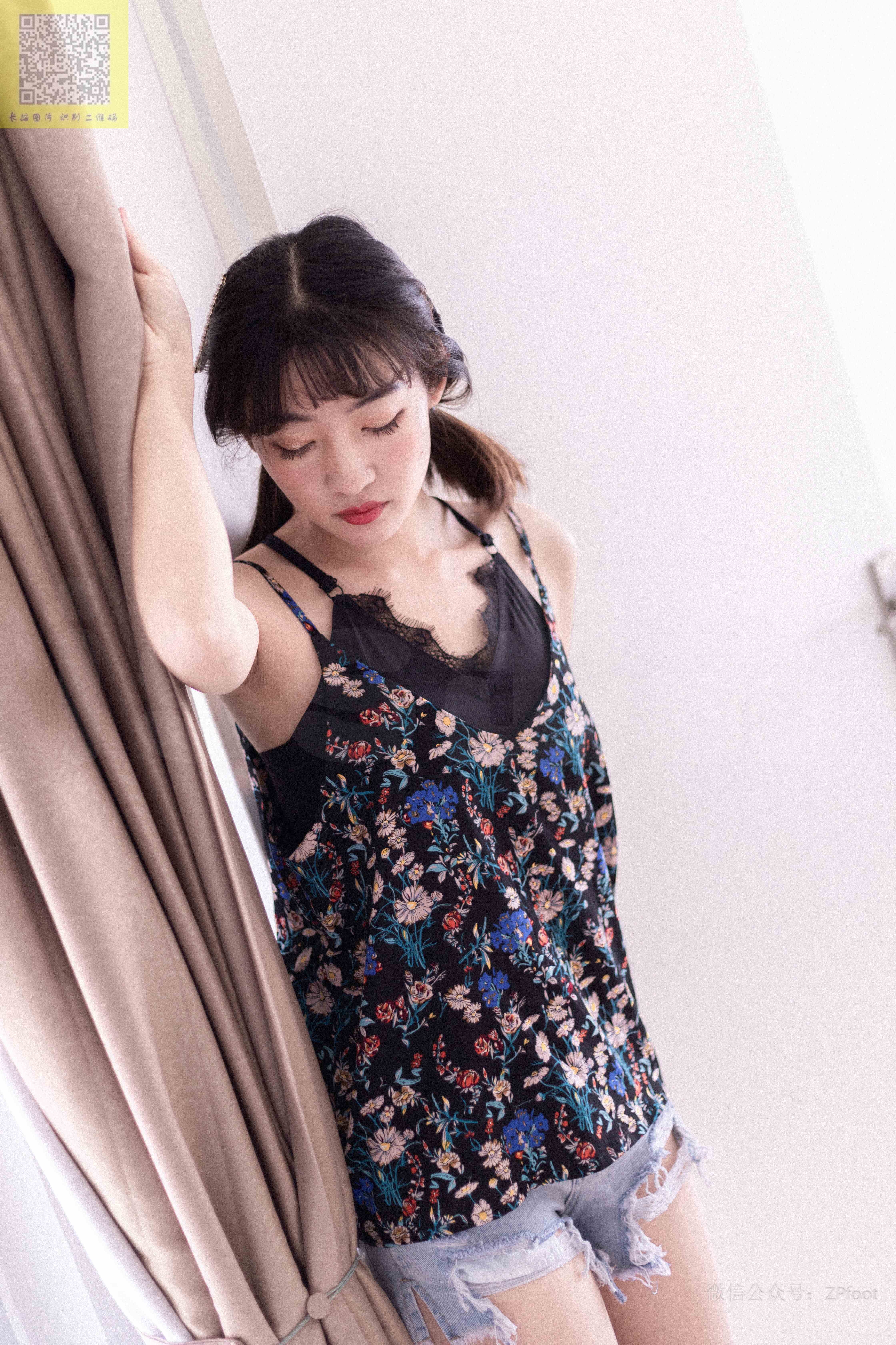 China Beauty Legs and feet 1207