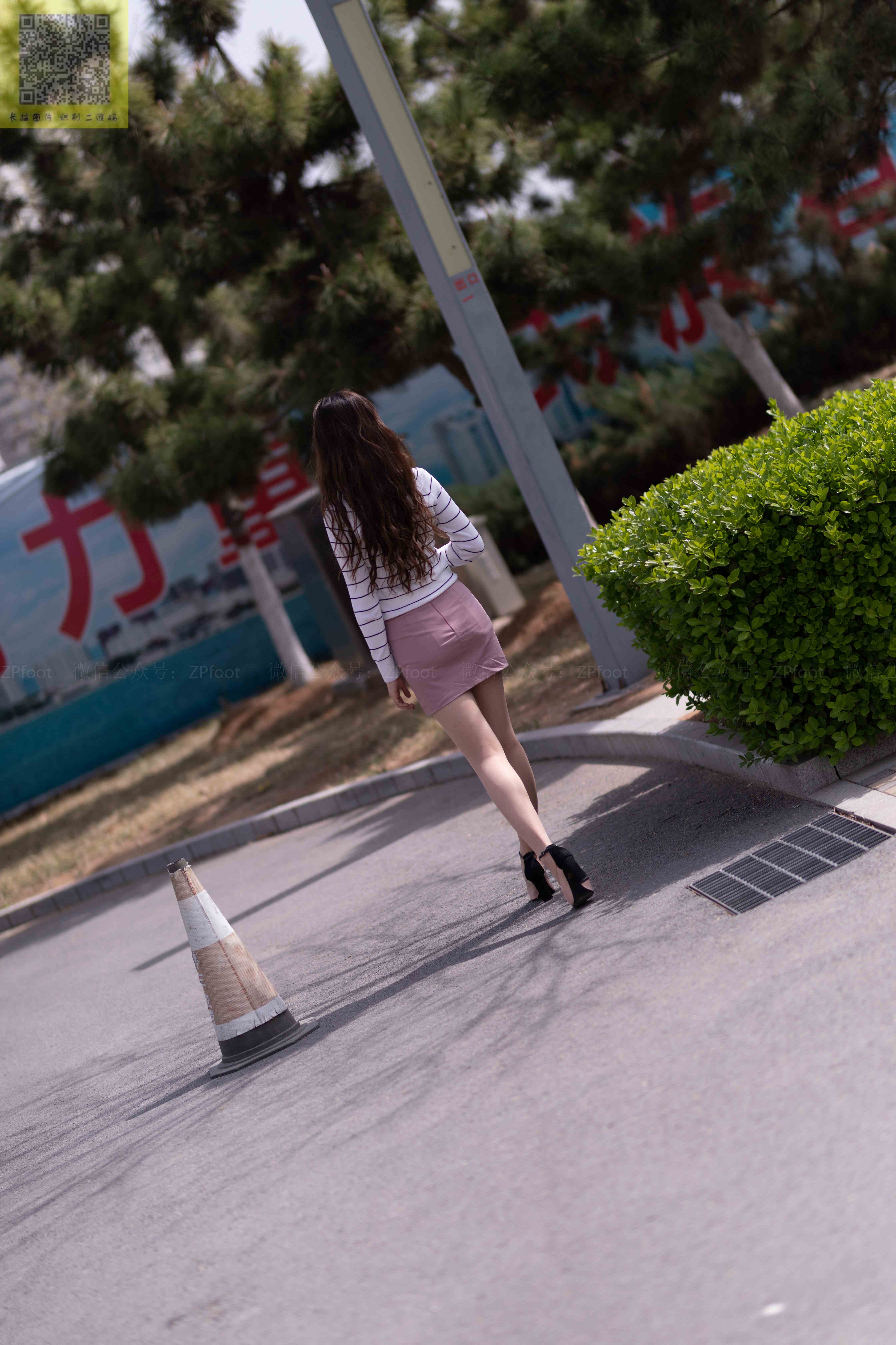 China Beauty Legs and feet 1208