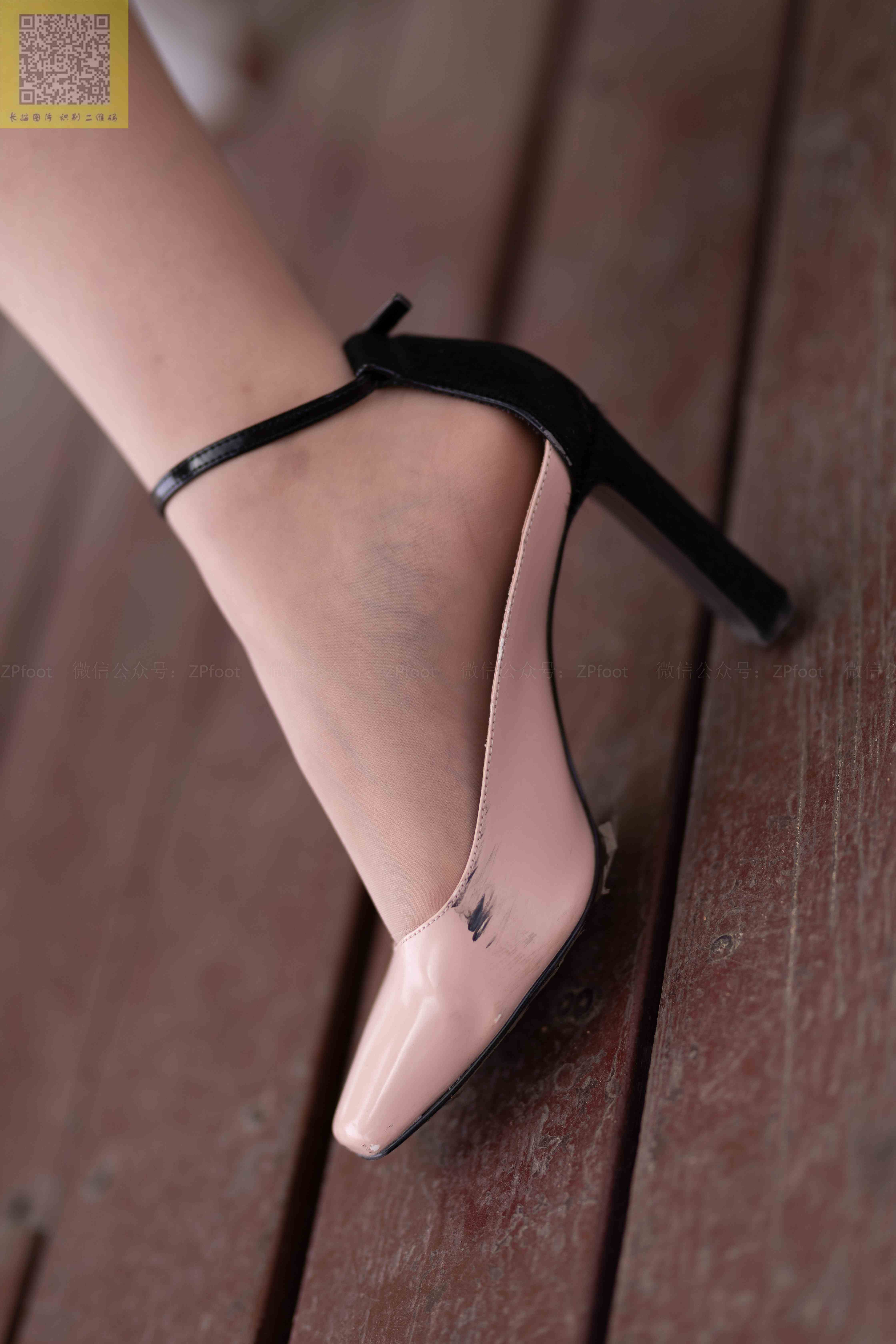 China Beauty Legs and feet 1208