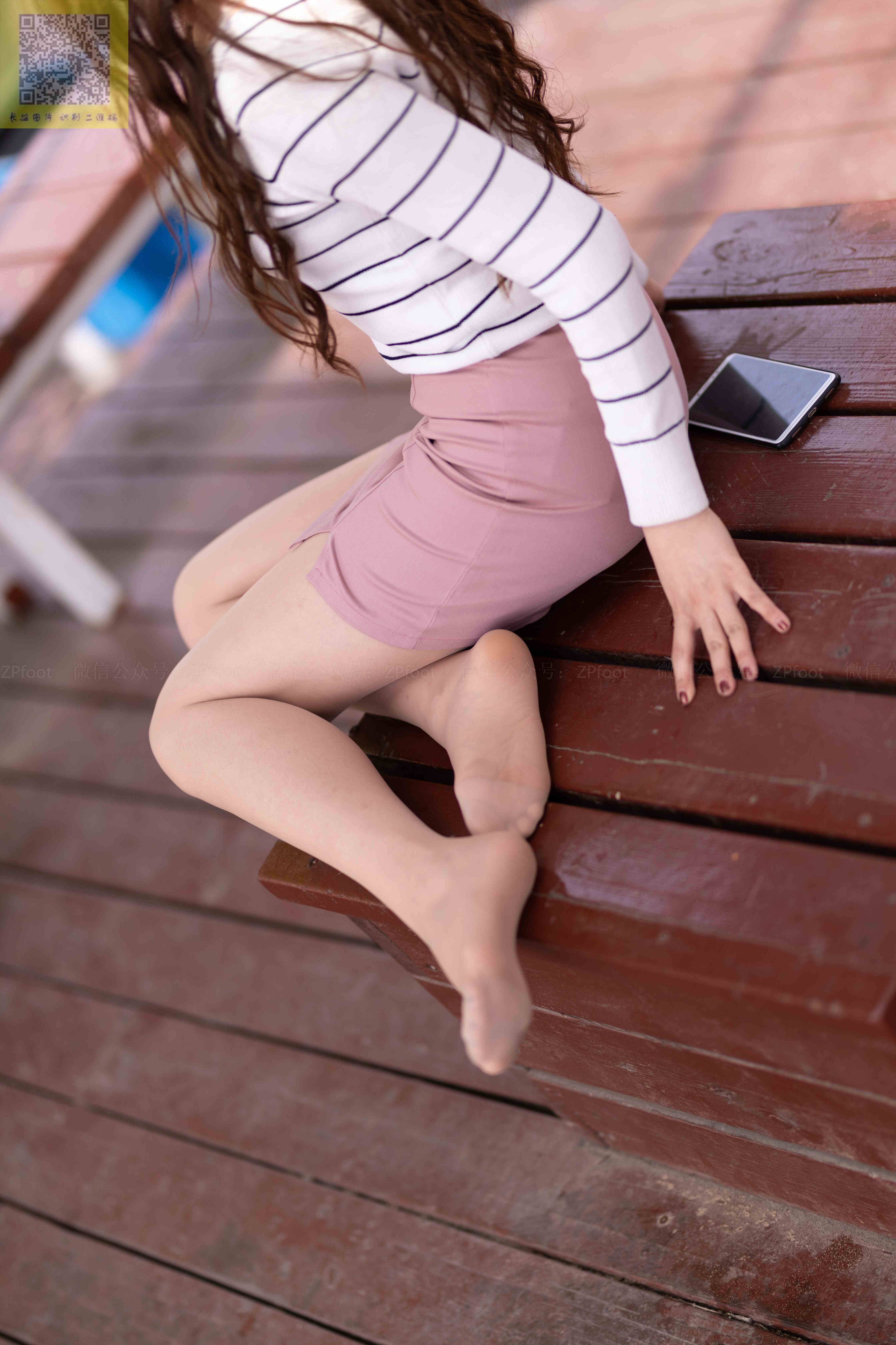 China Beauty Legs and feet 1208