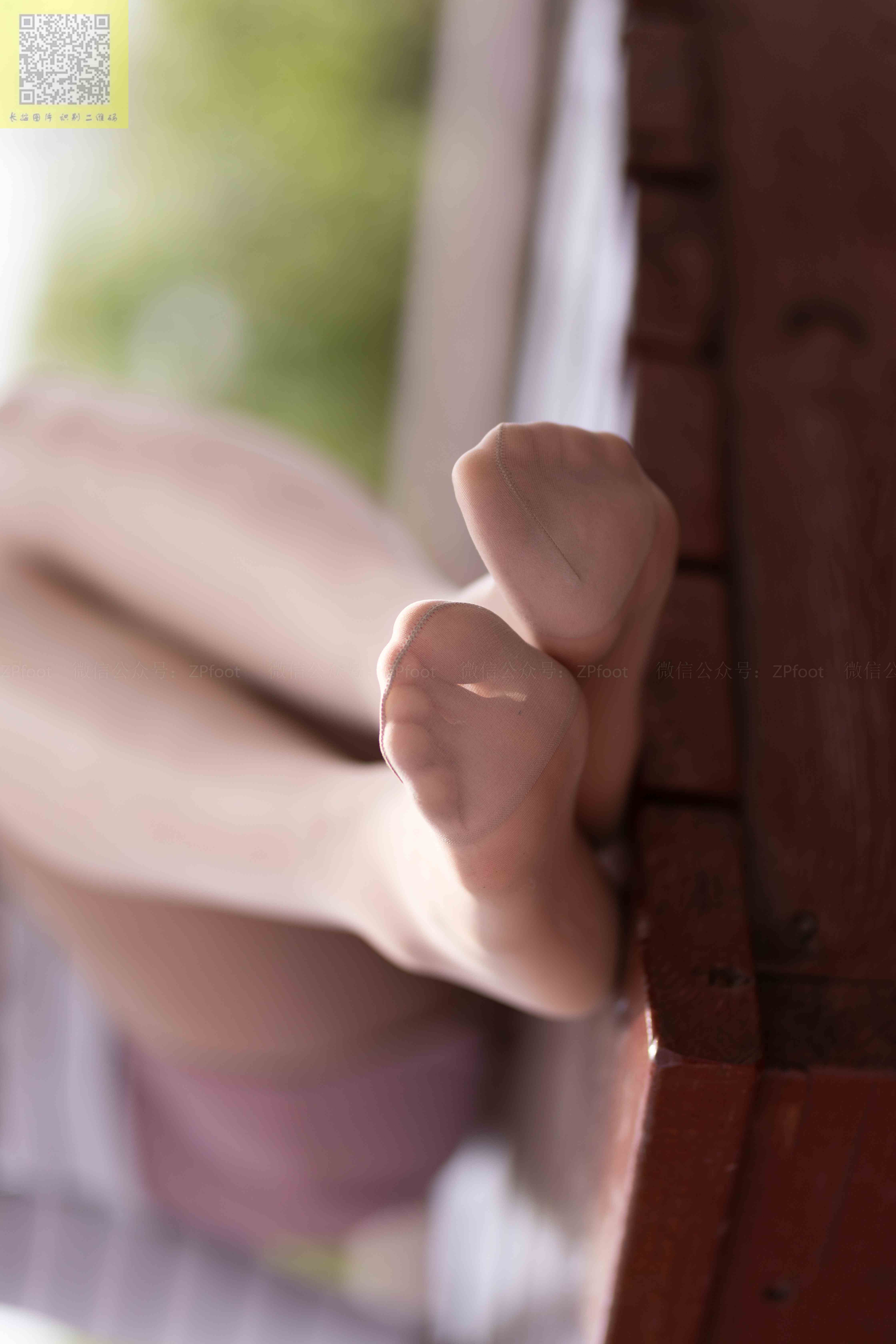 China Beauty Legs and feet 1208