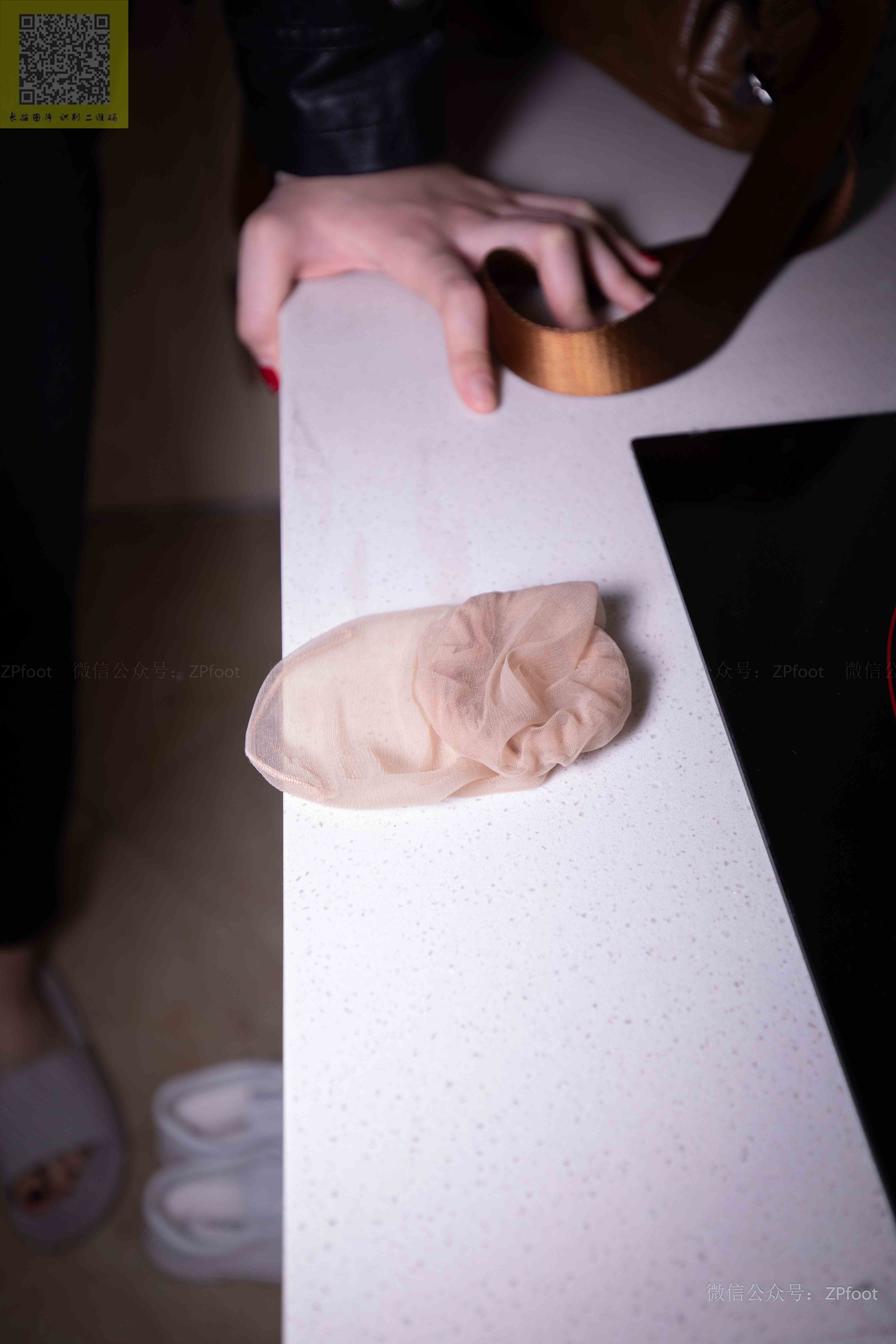 China Beauty Legs and feet 1209