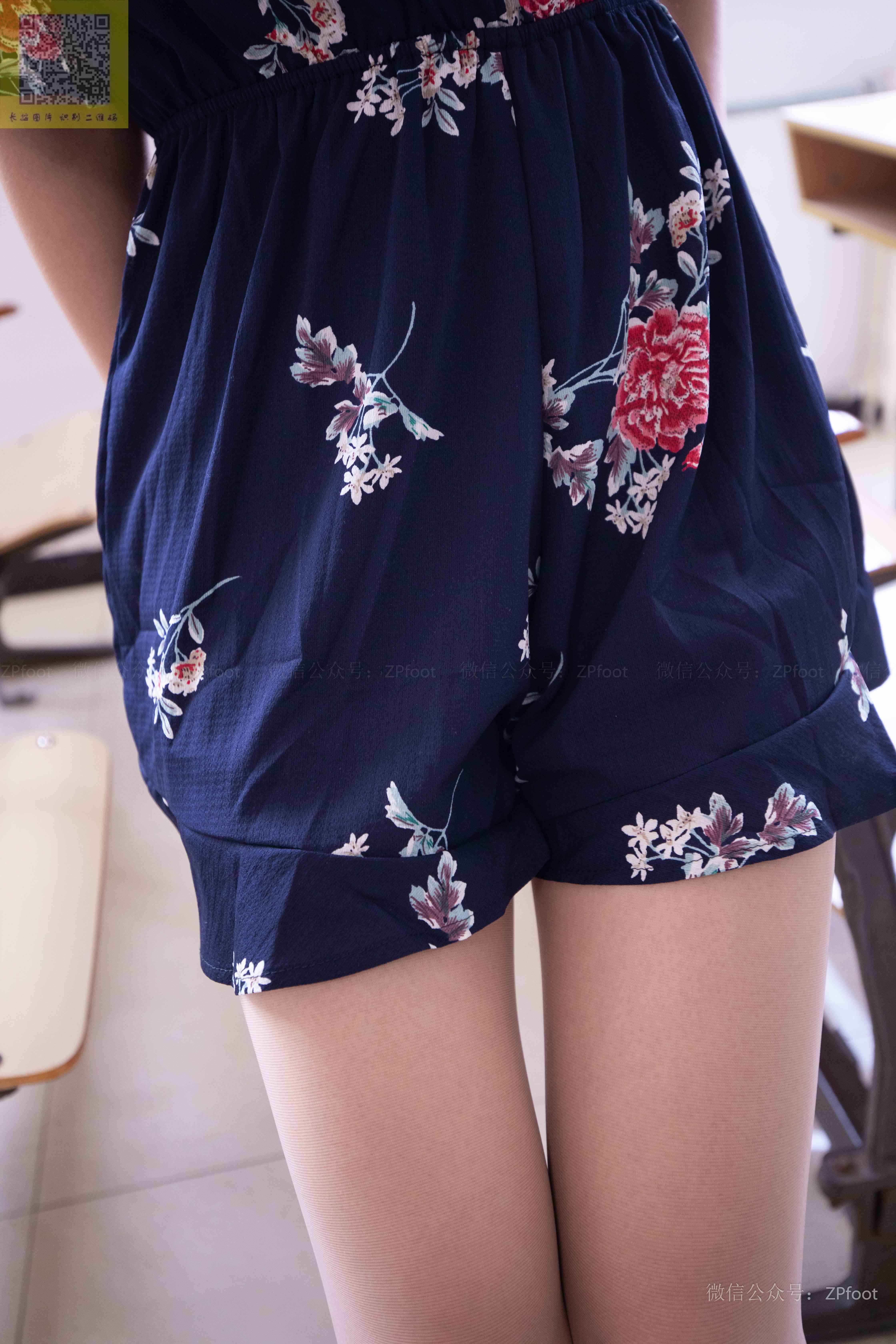 China Beauty Legs and feet 1210