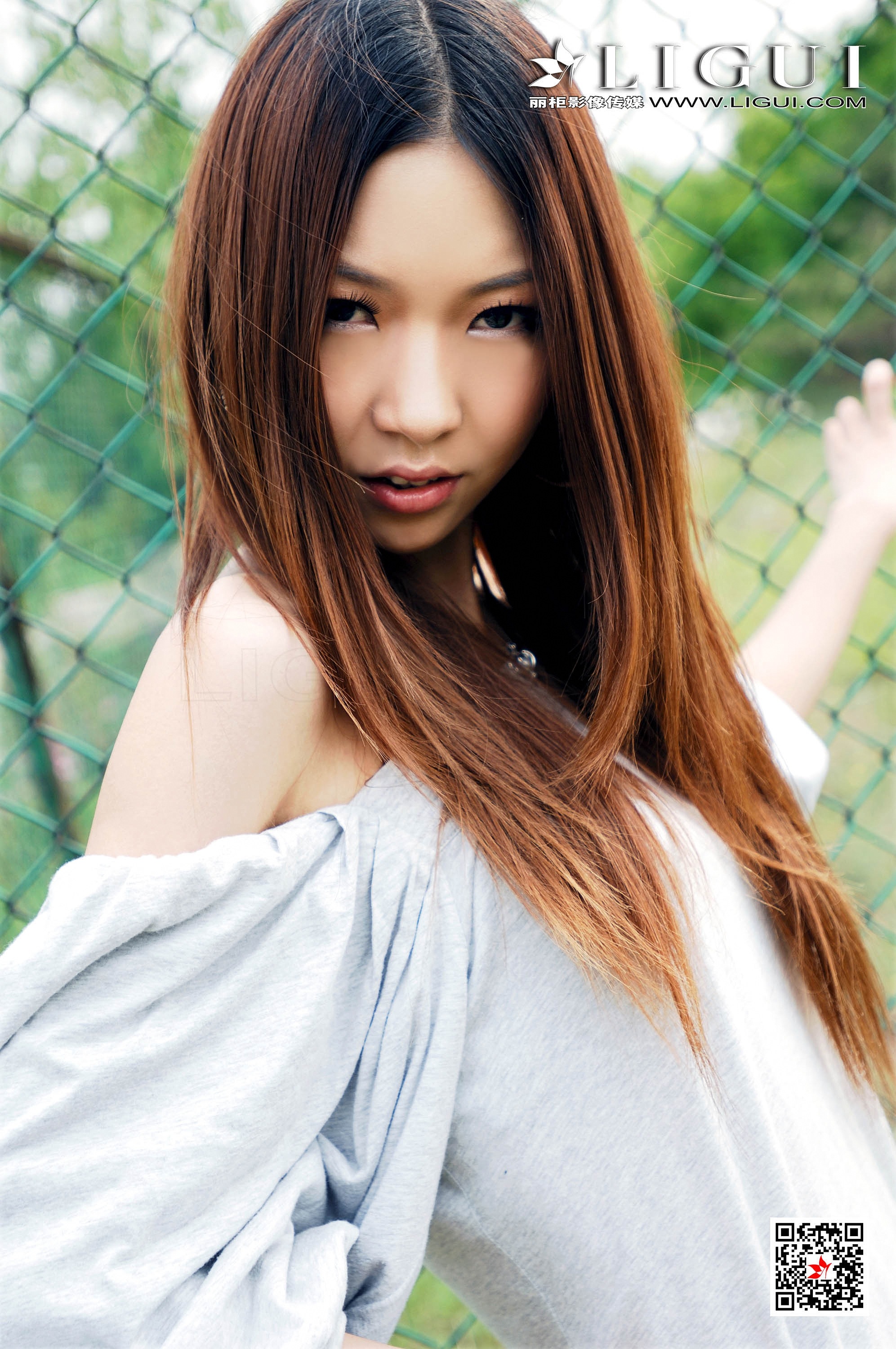 pretty lady dirty feet 95