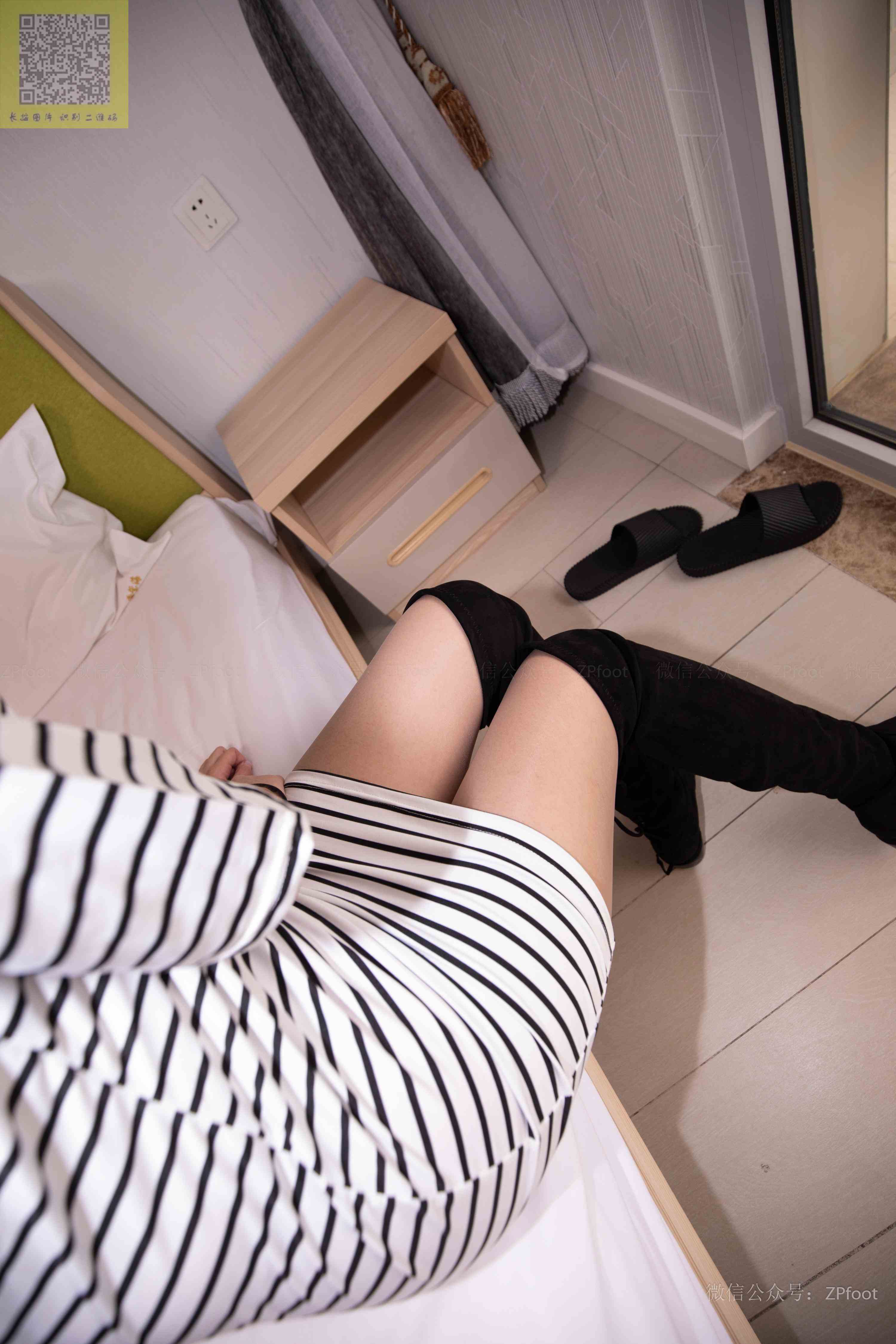 China Beauty Legs and feet 1211