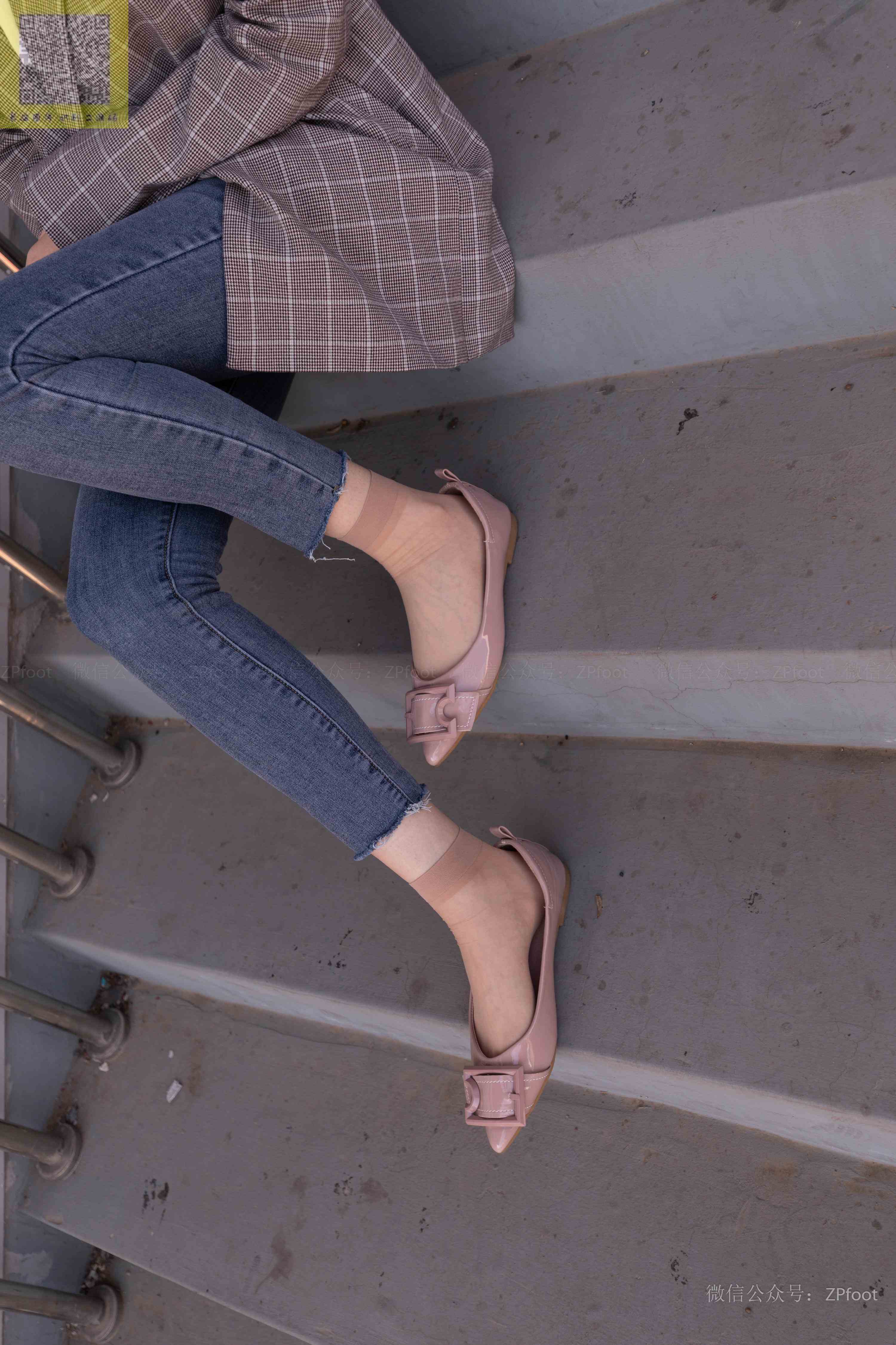 China Beauty Legs and feet 1213