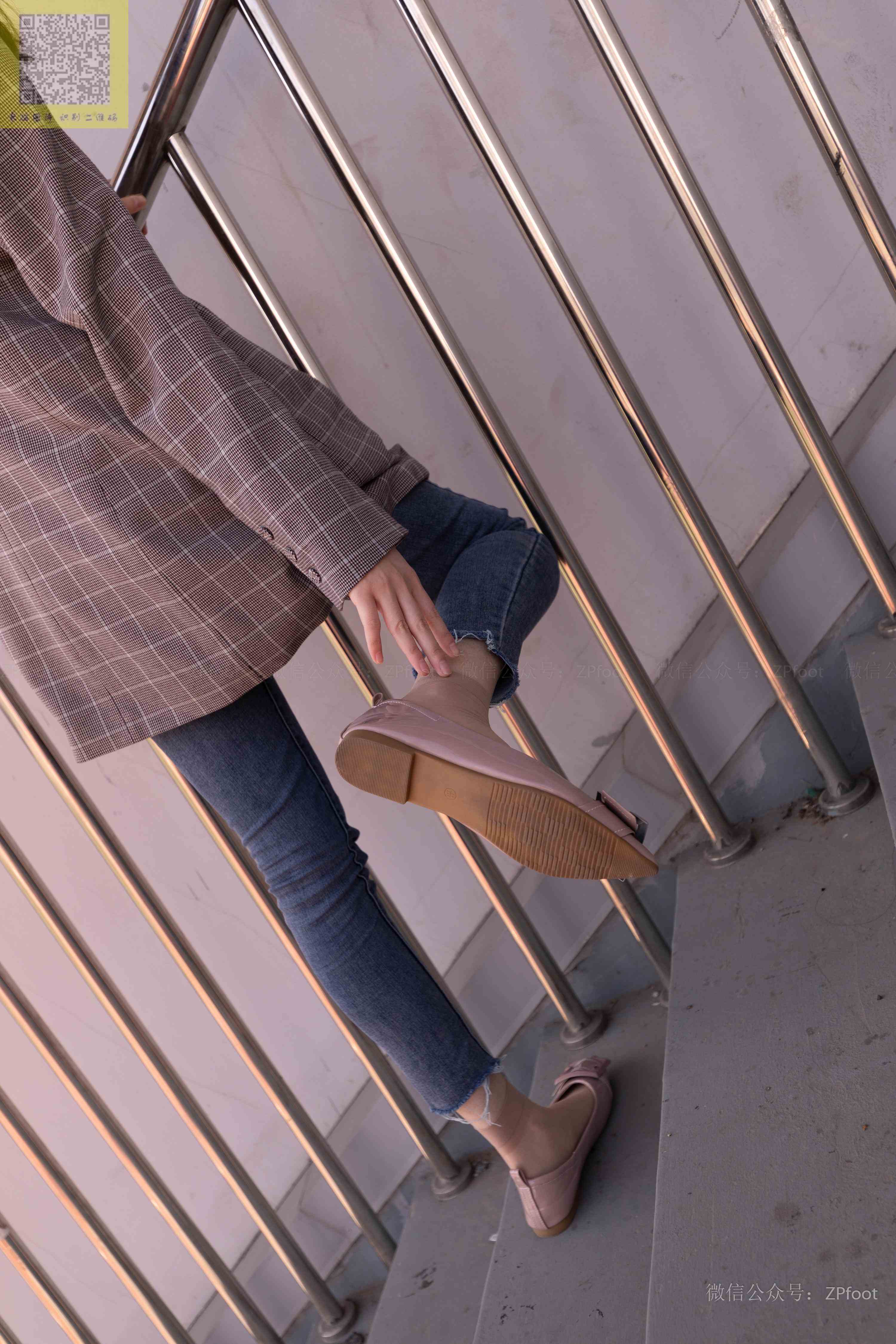 China Beauty Legs and feet 1213