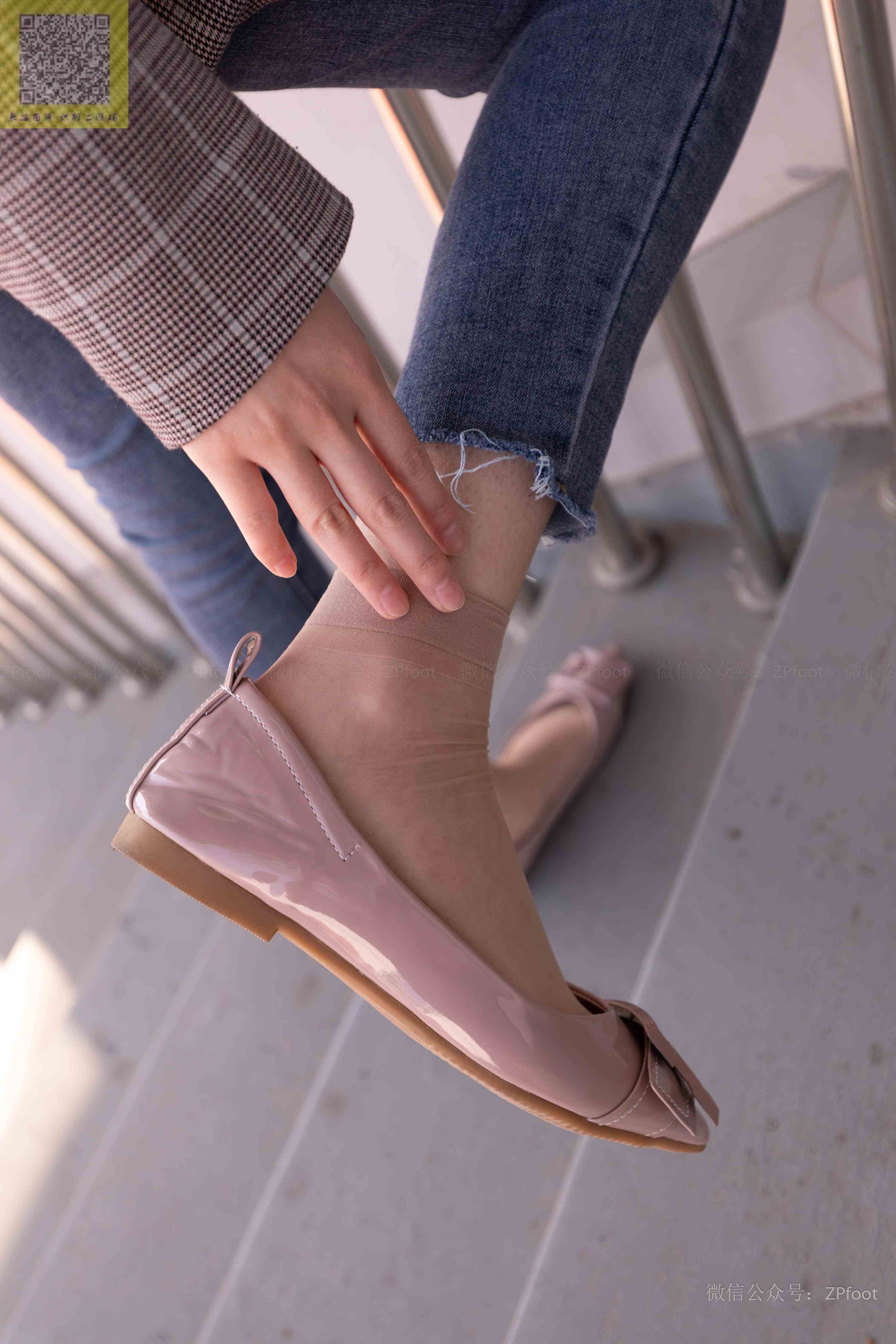 China Beauty Legs and feet 1213