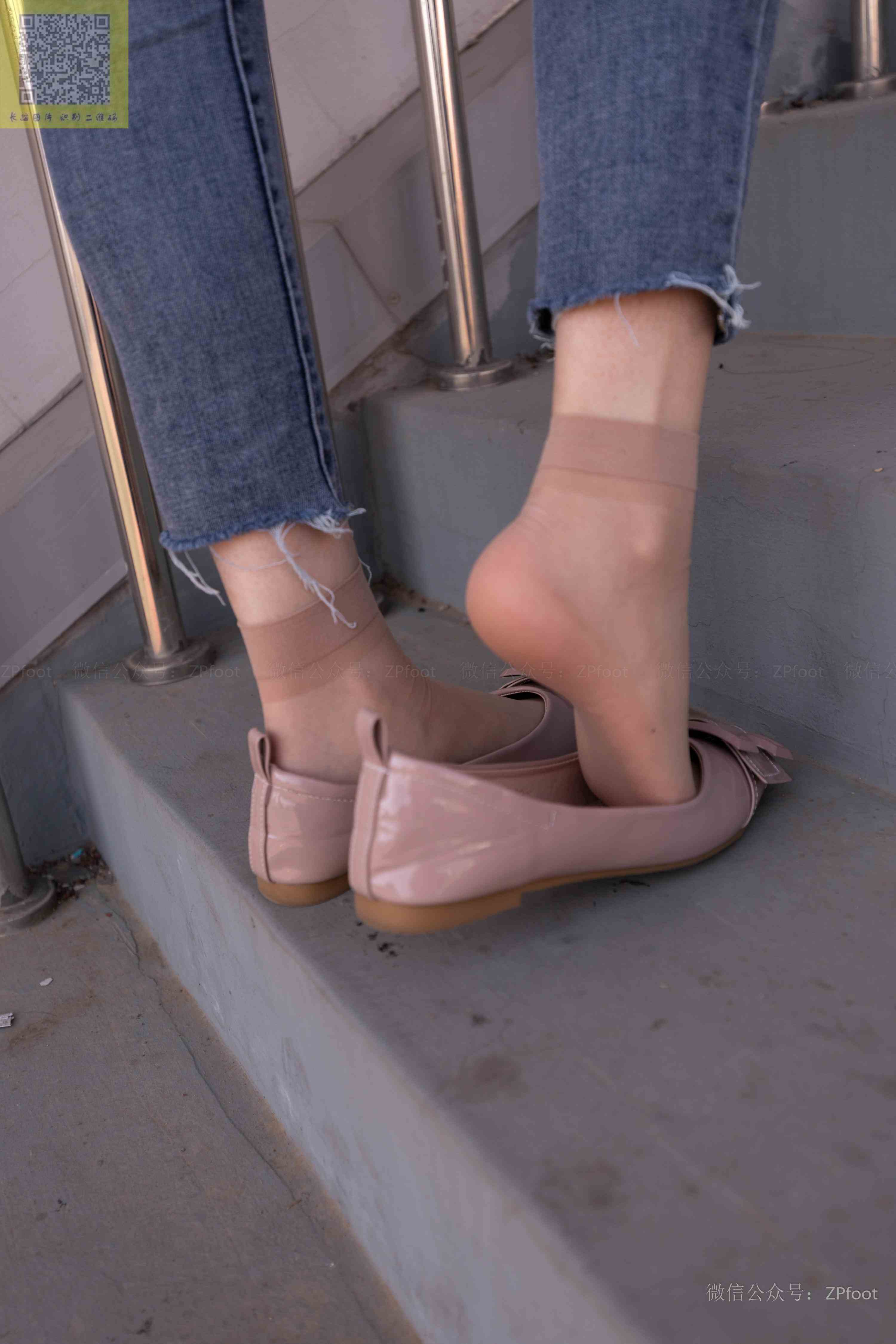 China Beauty Legs and feet 1213