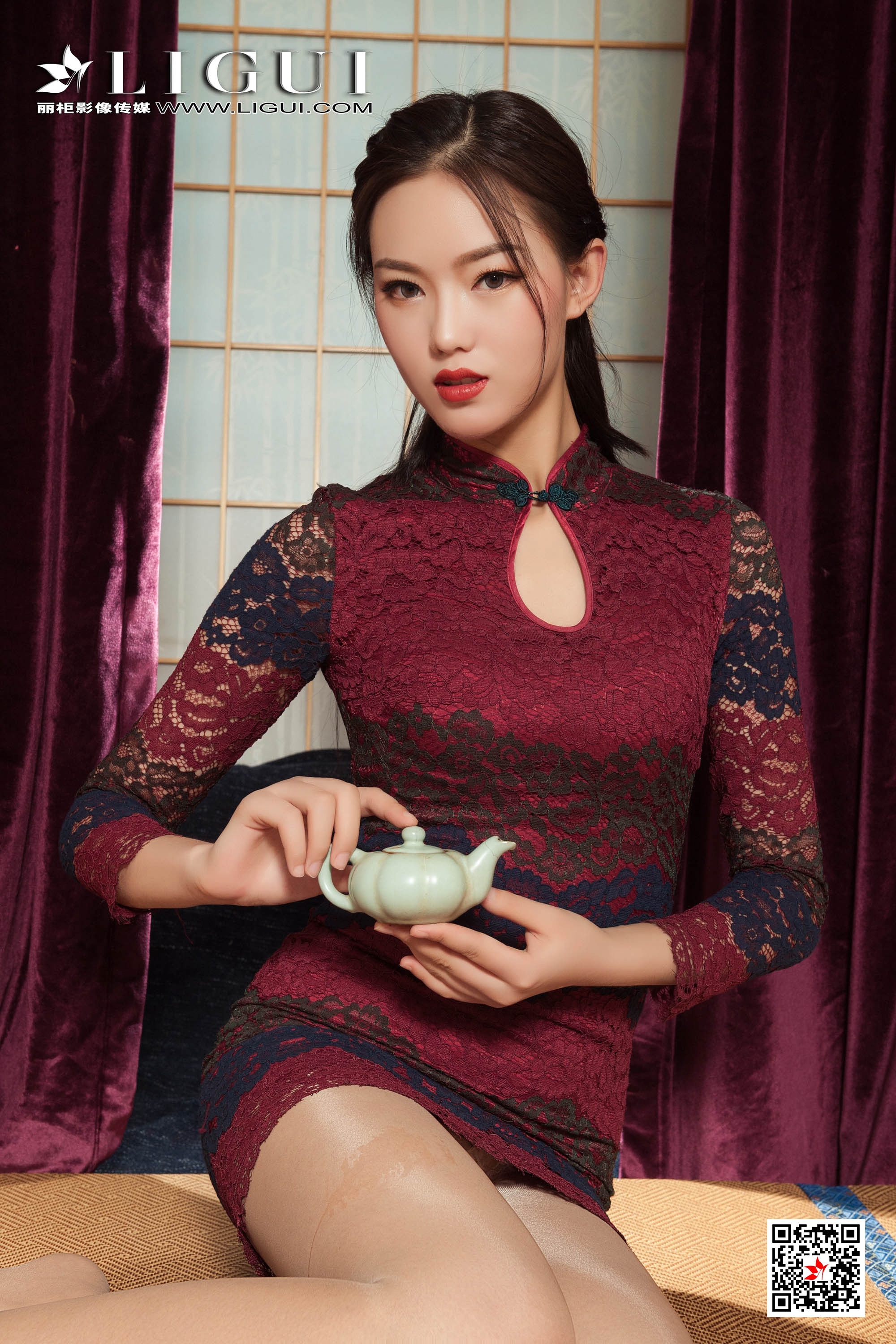 pretty lady dirty feet 96