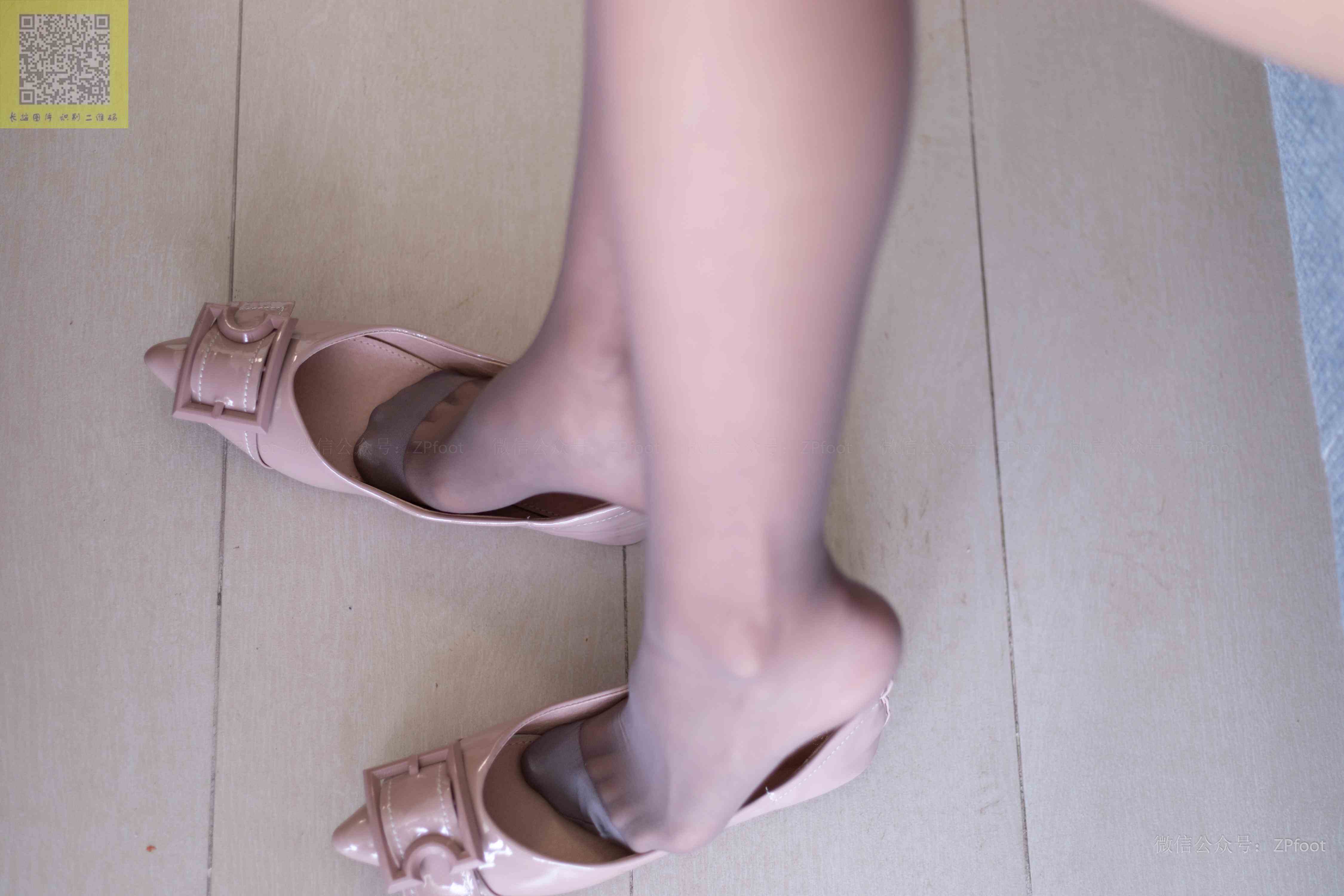 China Beauty Legs and feet 1214