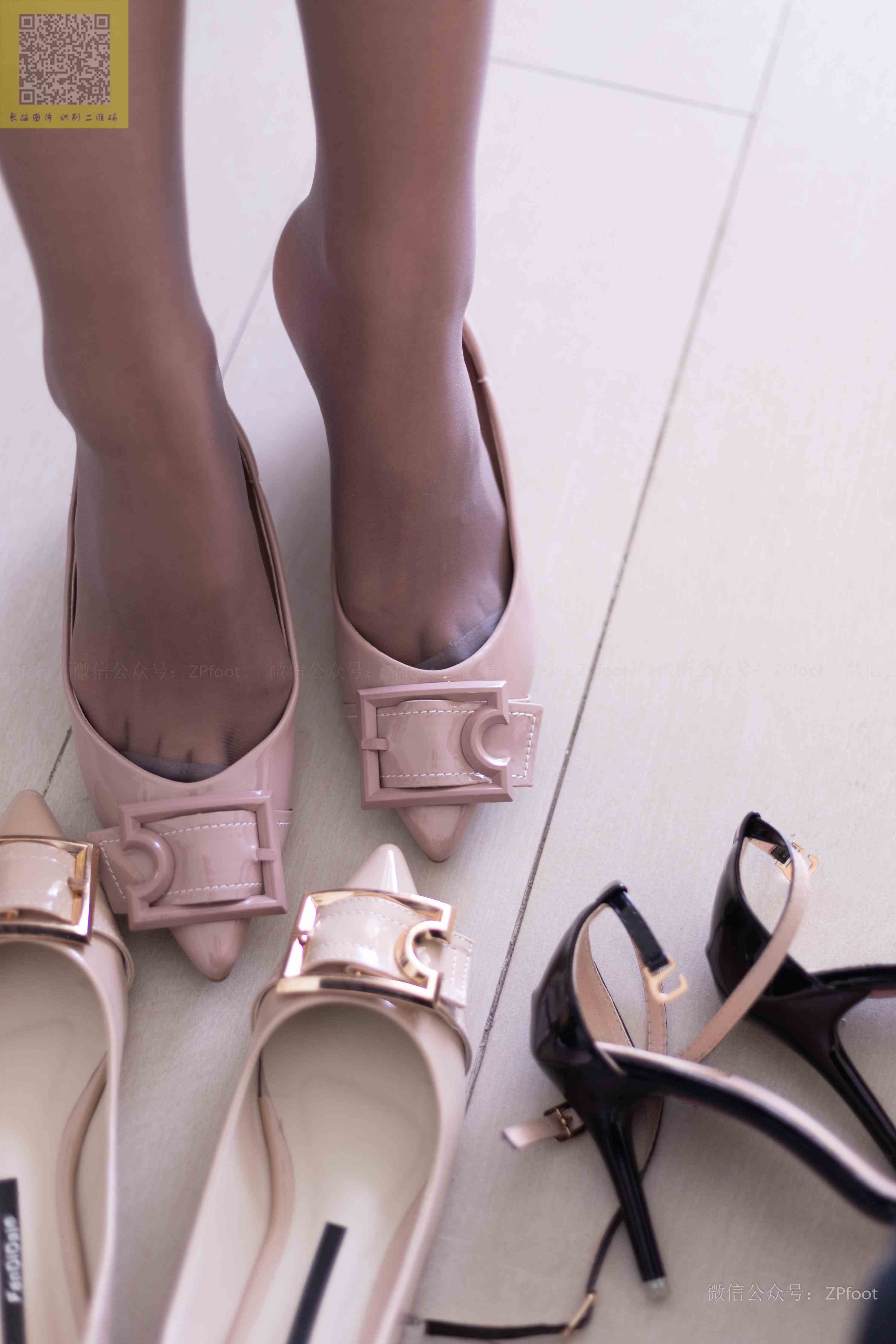 China Beauty Legs and feet 1214