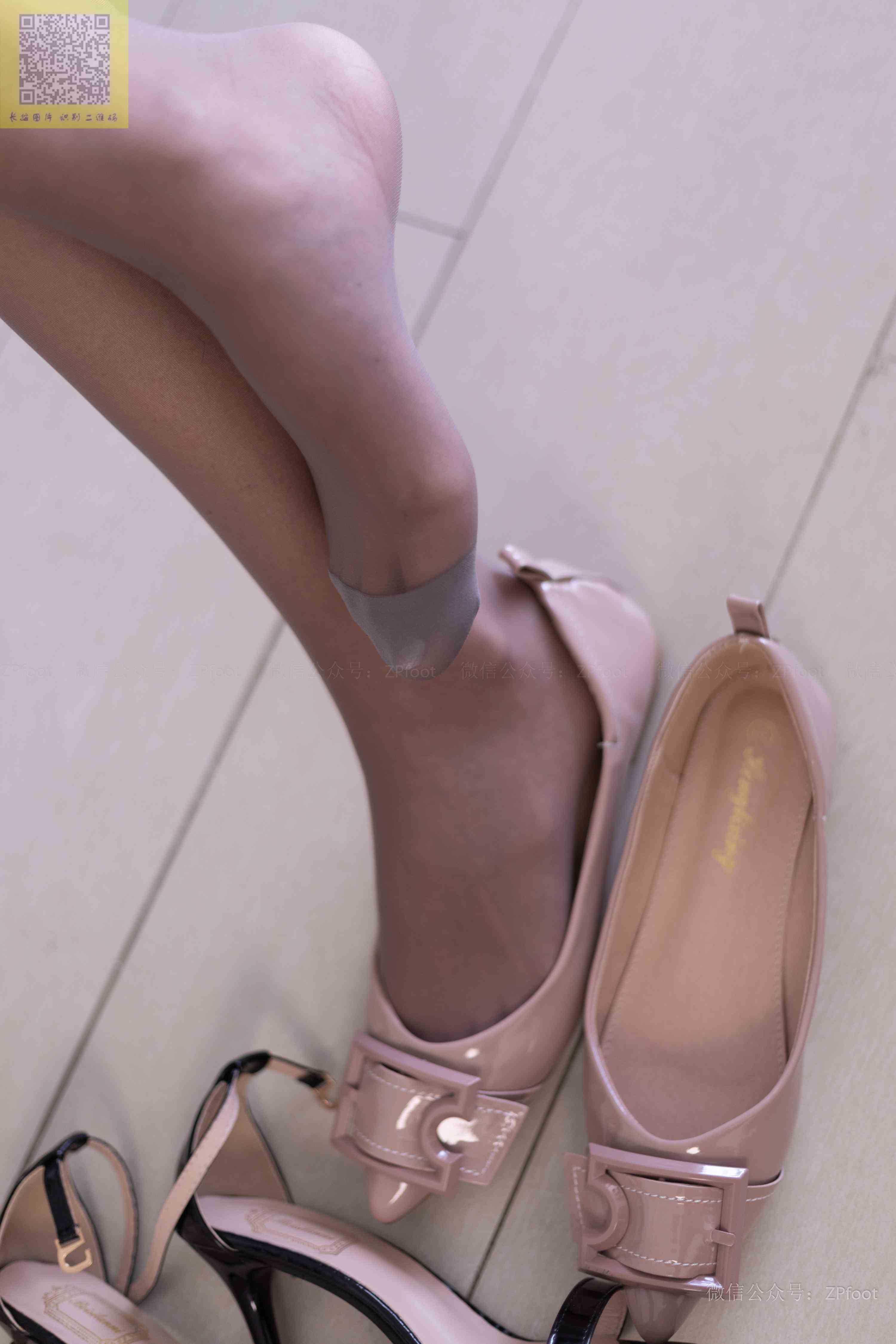 China Beauty Legs and feet 1214