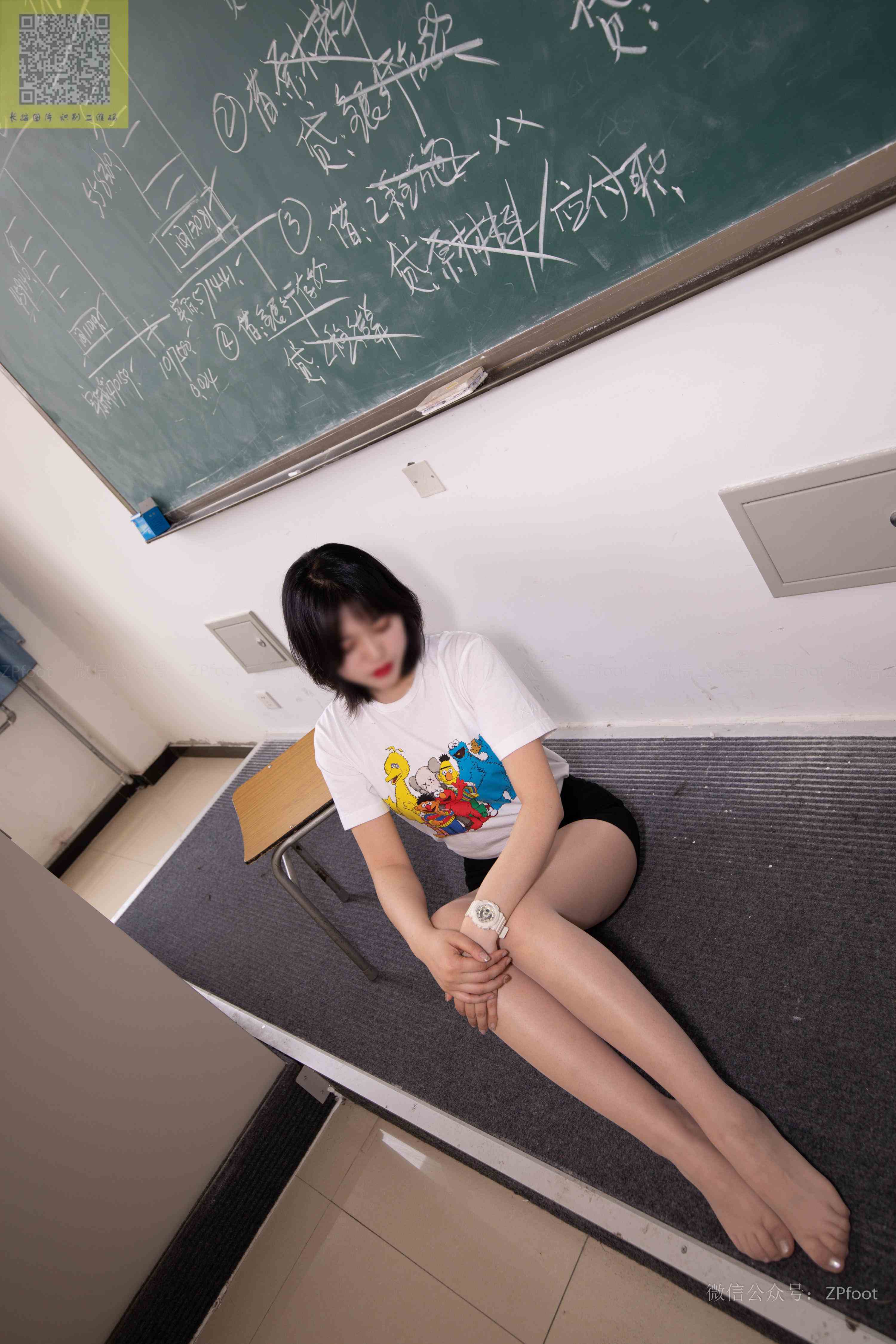 China Beauty Legs and feet 1215