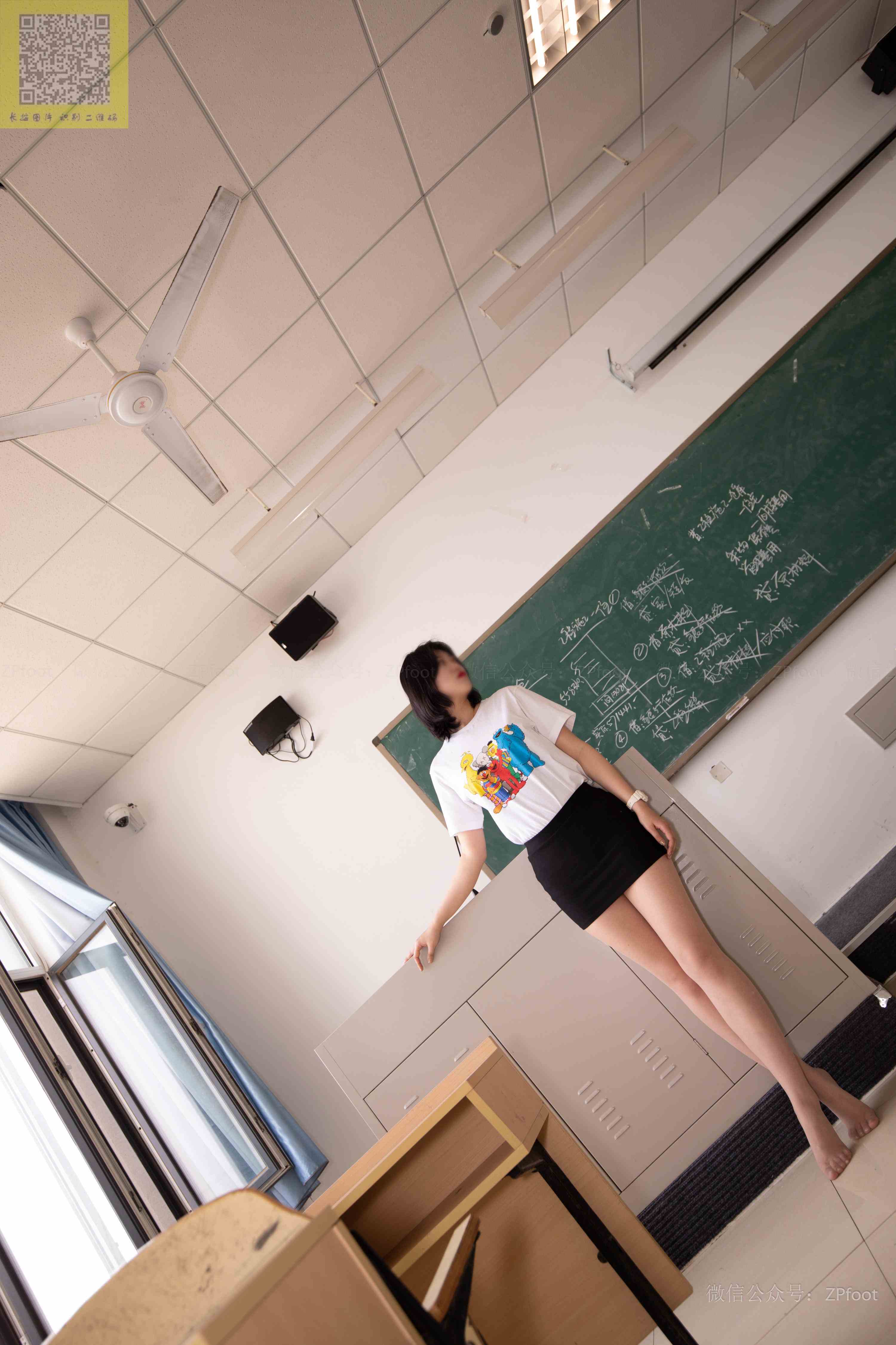 China Beauty Legs and feet 1215