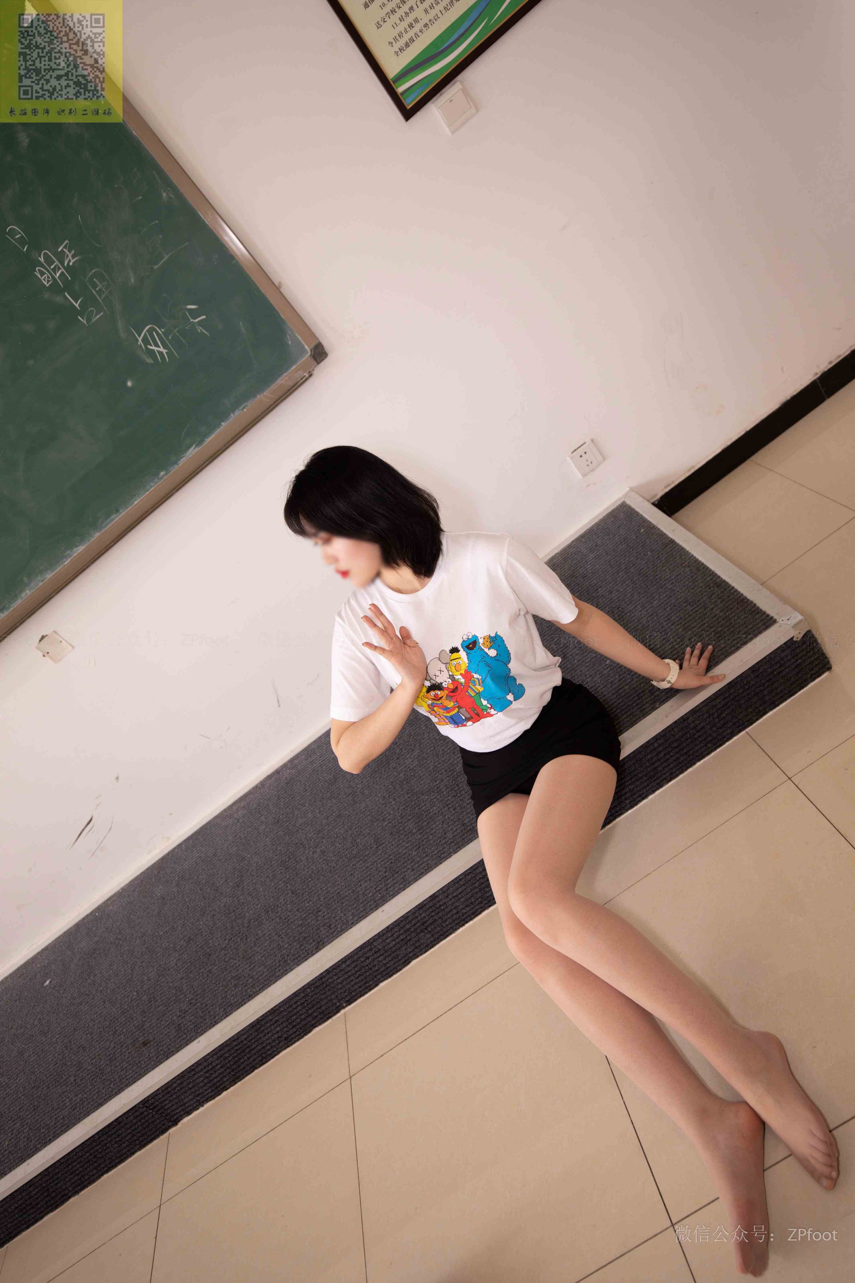 China Beauty Legs and feet 1215