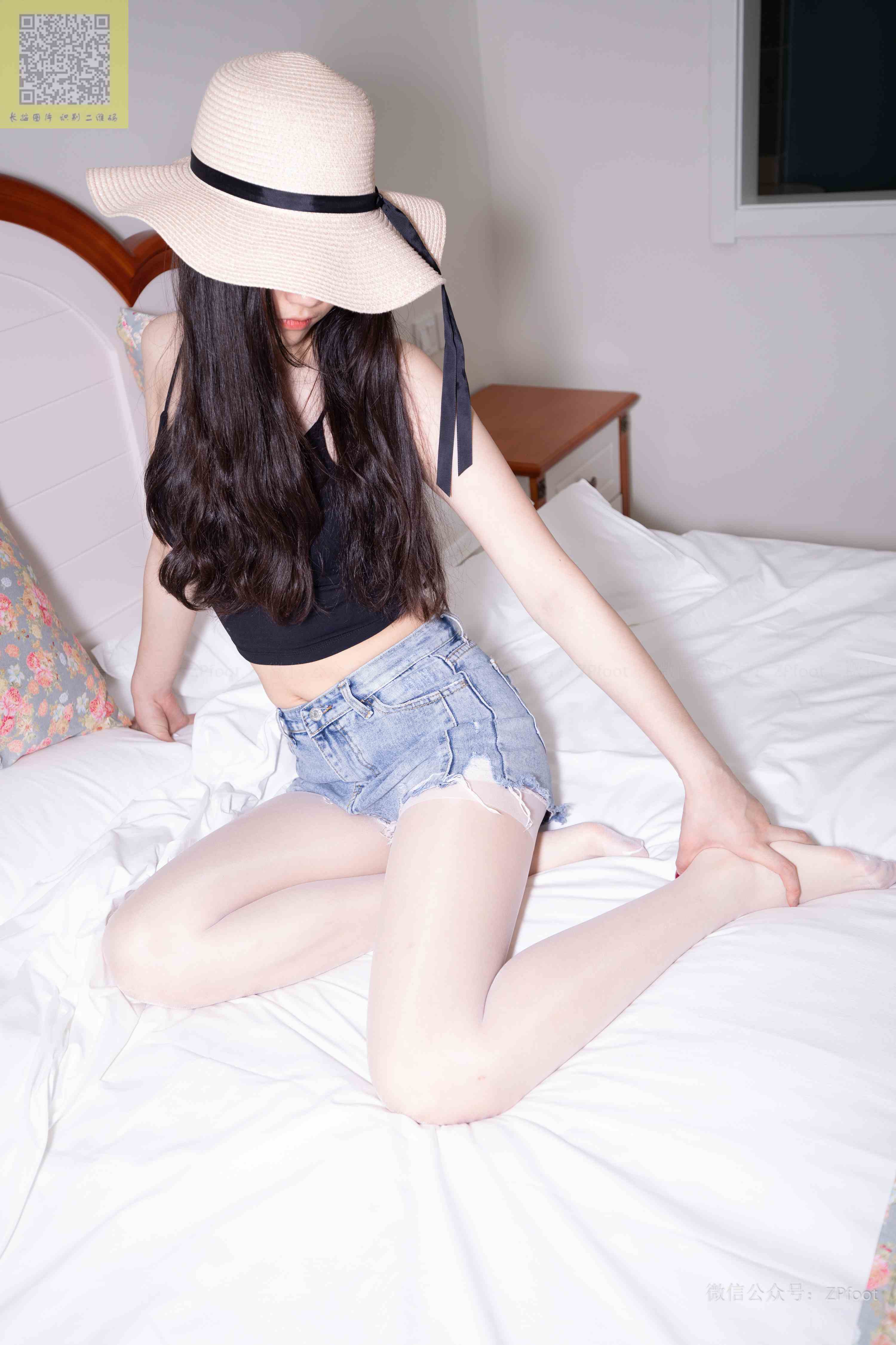 China Beauty Legs and feet 1217