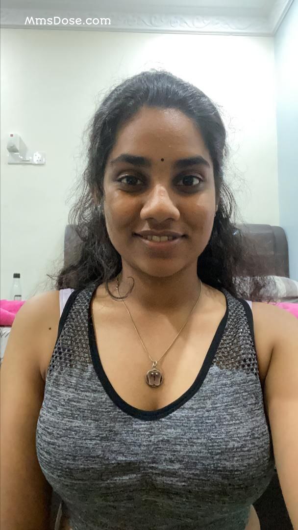 South Indian Girl HD Pics