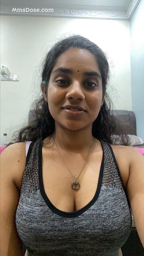 South Indian Girl HD Pics