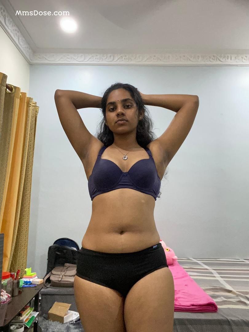 South Indian Girl HD Pics