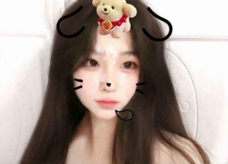 Cute asian girl loves man juice