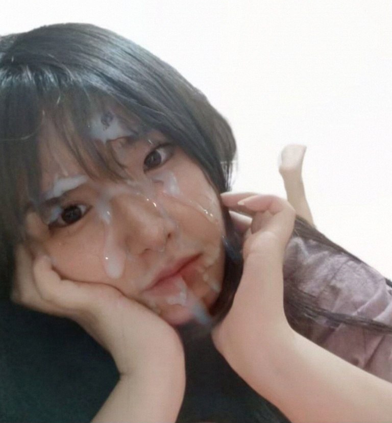 Cute asian girl loves man juice