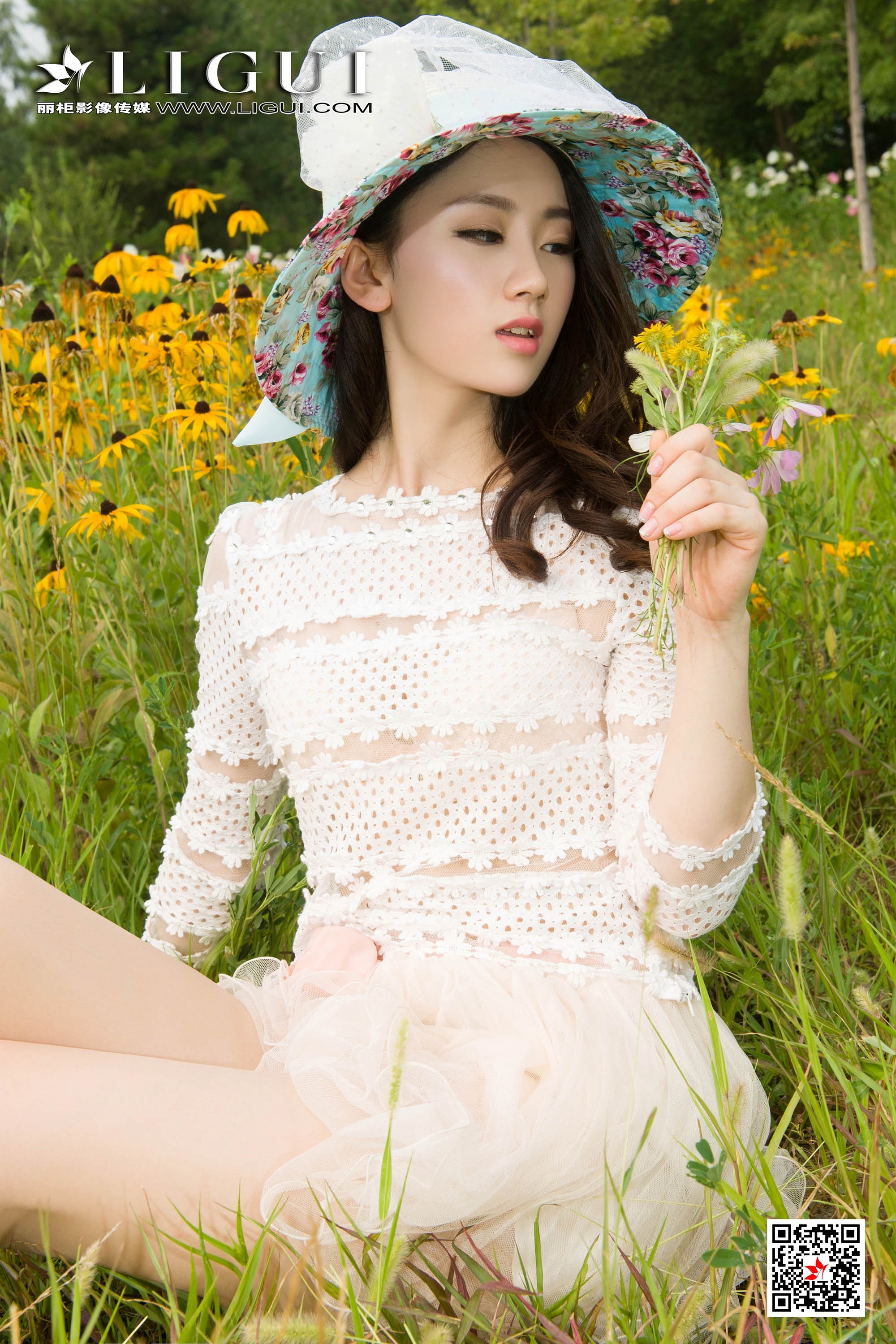 pretty lady dirty feet 99