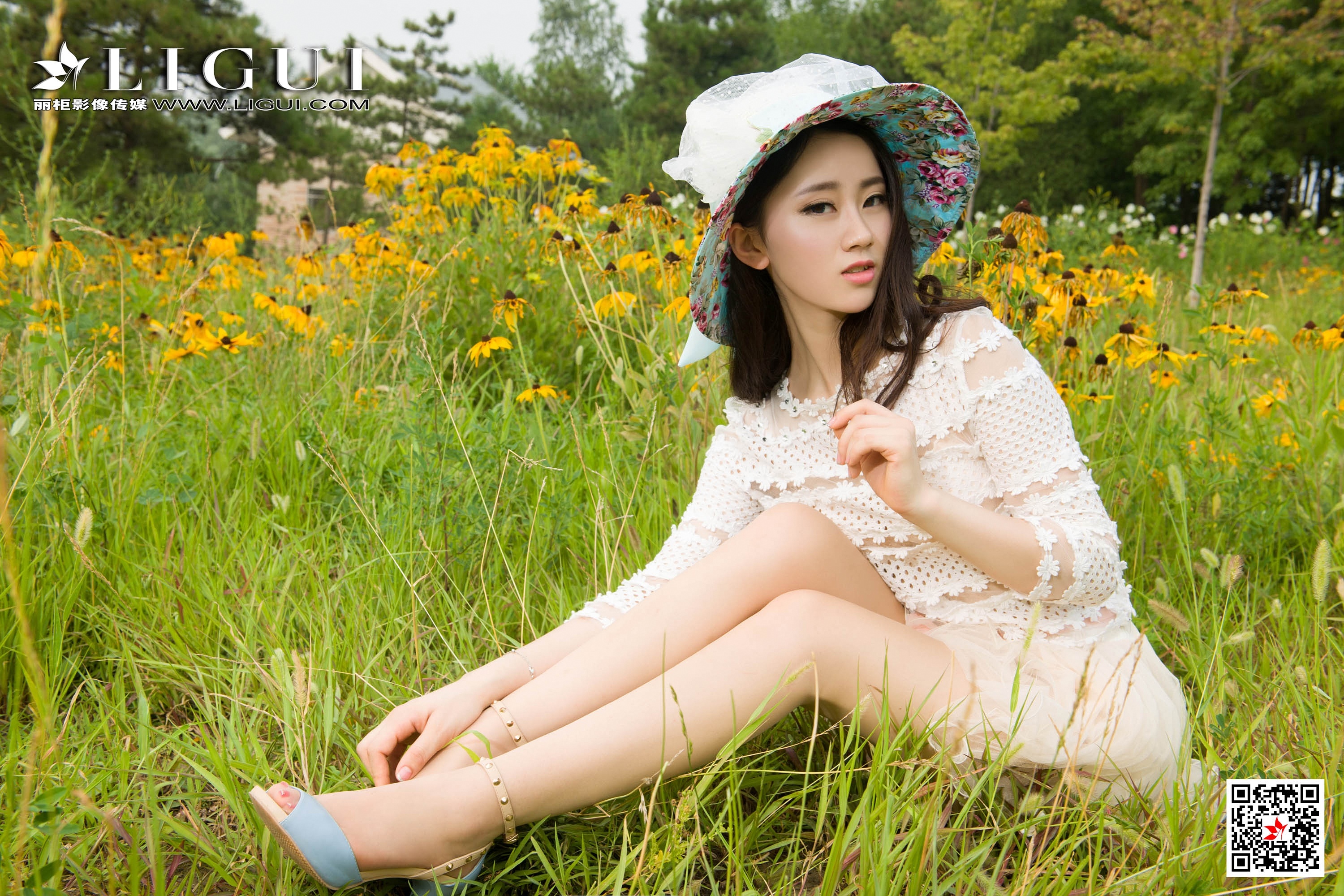 pretty lady dirty feet 99