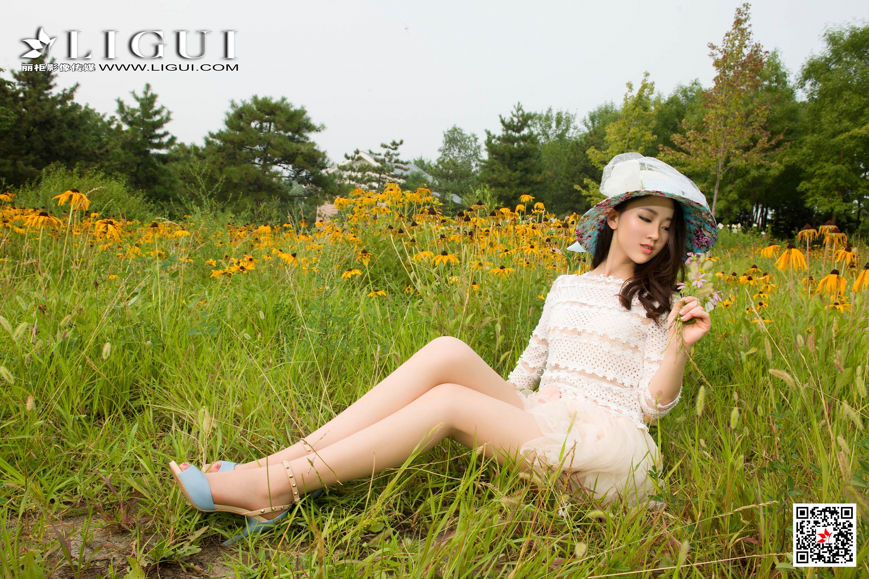 pretty lady dirty feet 99