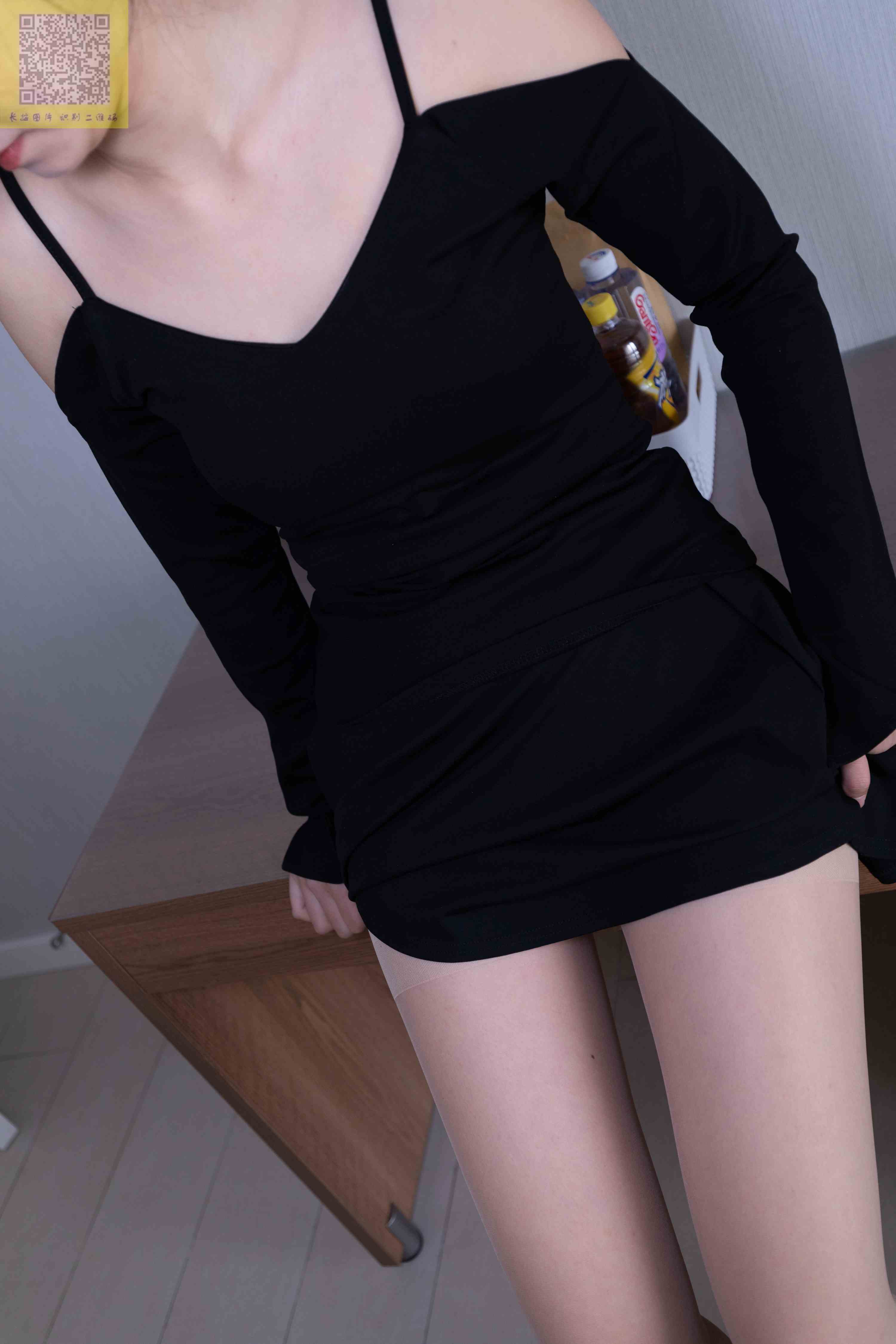 China Beauty Legs and feet 1227